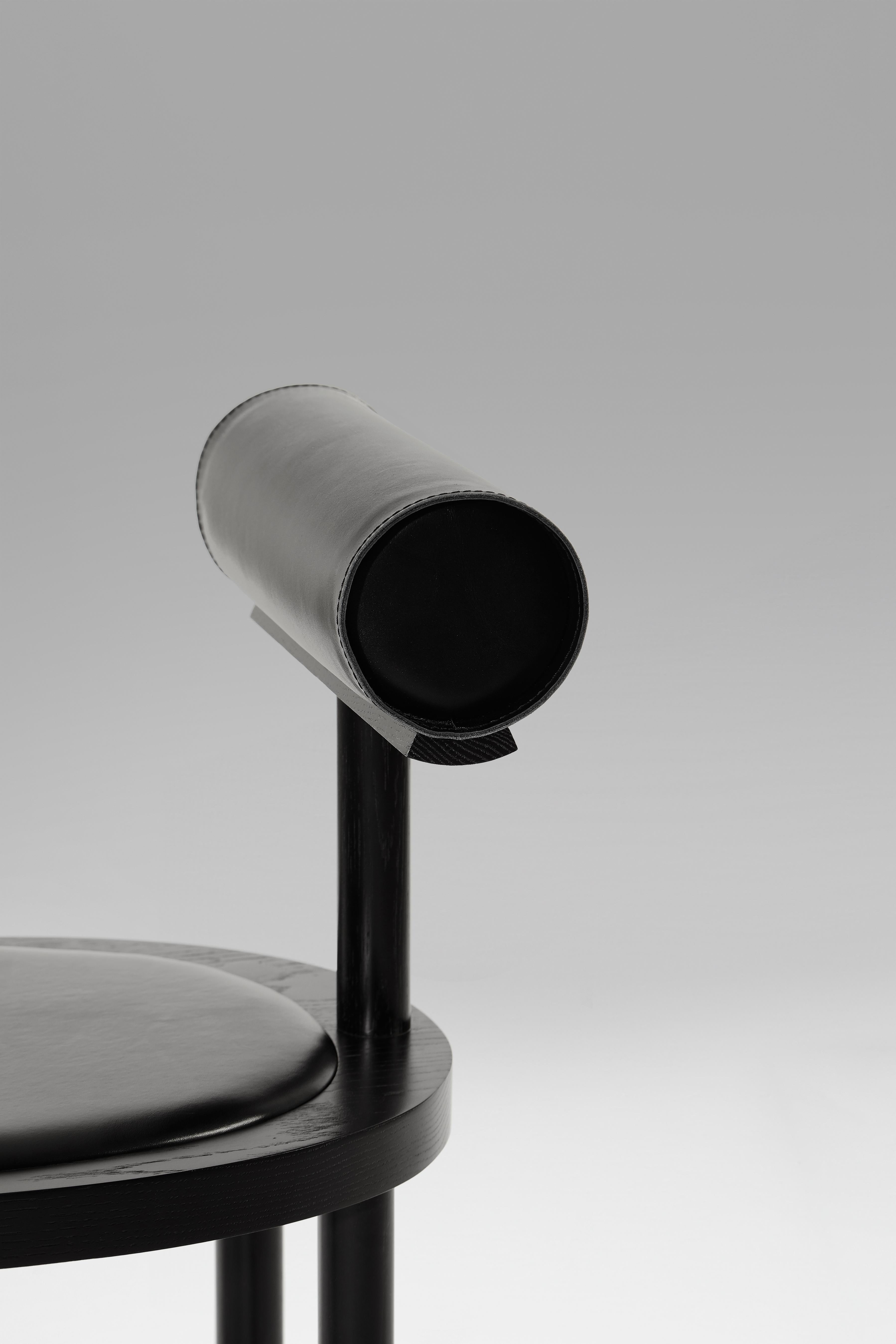 https://a.1stdibscdn.com/una-dining-chair-in-natural-maple-with-leather-back-by-estudio-persona-for-sale-picture-10/f_23783/f_64460931731025538474/6_master.jpg