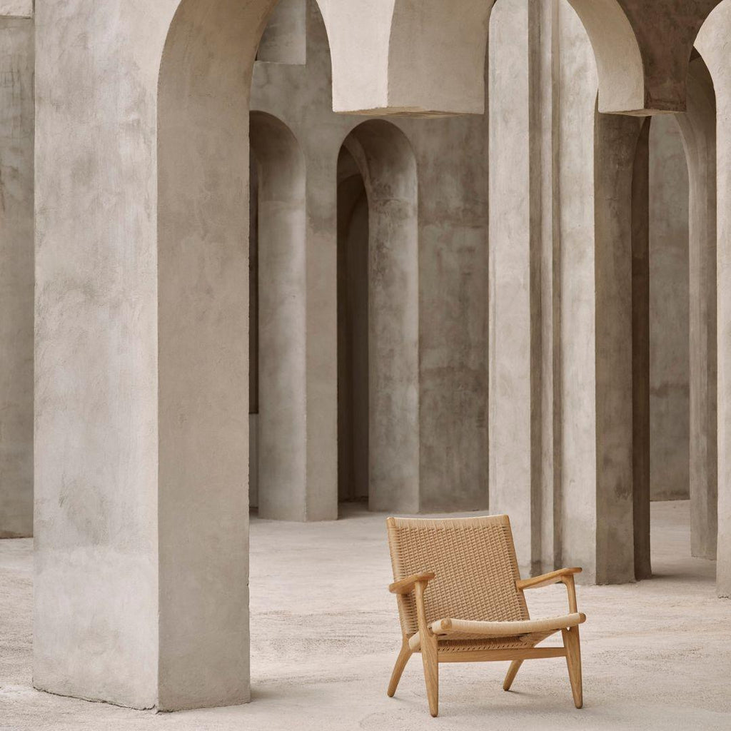 https://a.1stdibscdn.com/hans-j-wegner-ch25-chair-in-oak-oil-natural-papercord-for-carl-hansen-son-for-sale-picture-2/f_14472/f_316489021670524847914/6_master.jpg