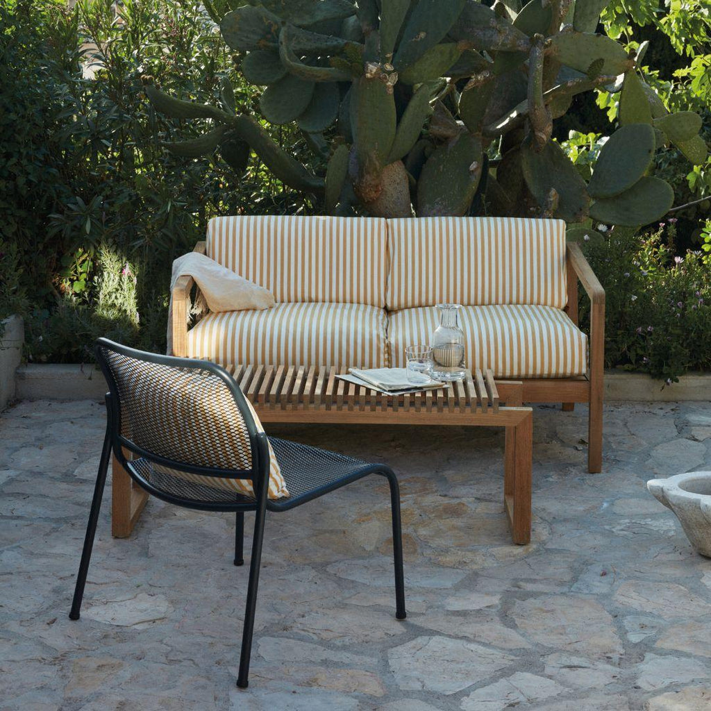 https://a.1stdibscdn.com/outdoor-virkelyst-2-seater-sofa-in-teak-and-ash-fabric-for-skagerak-for-sale-picture-8/f_14472/f_346342521686069758184/6_master.jpg