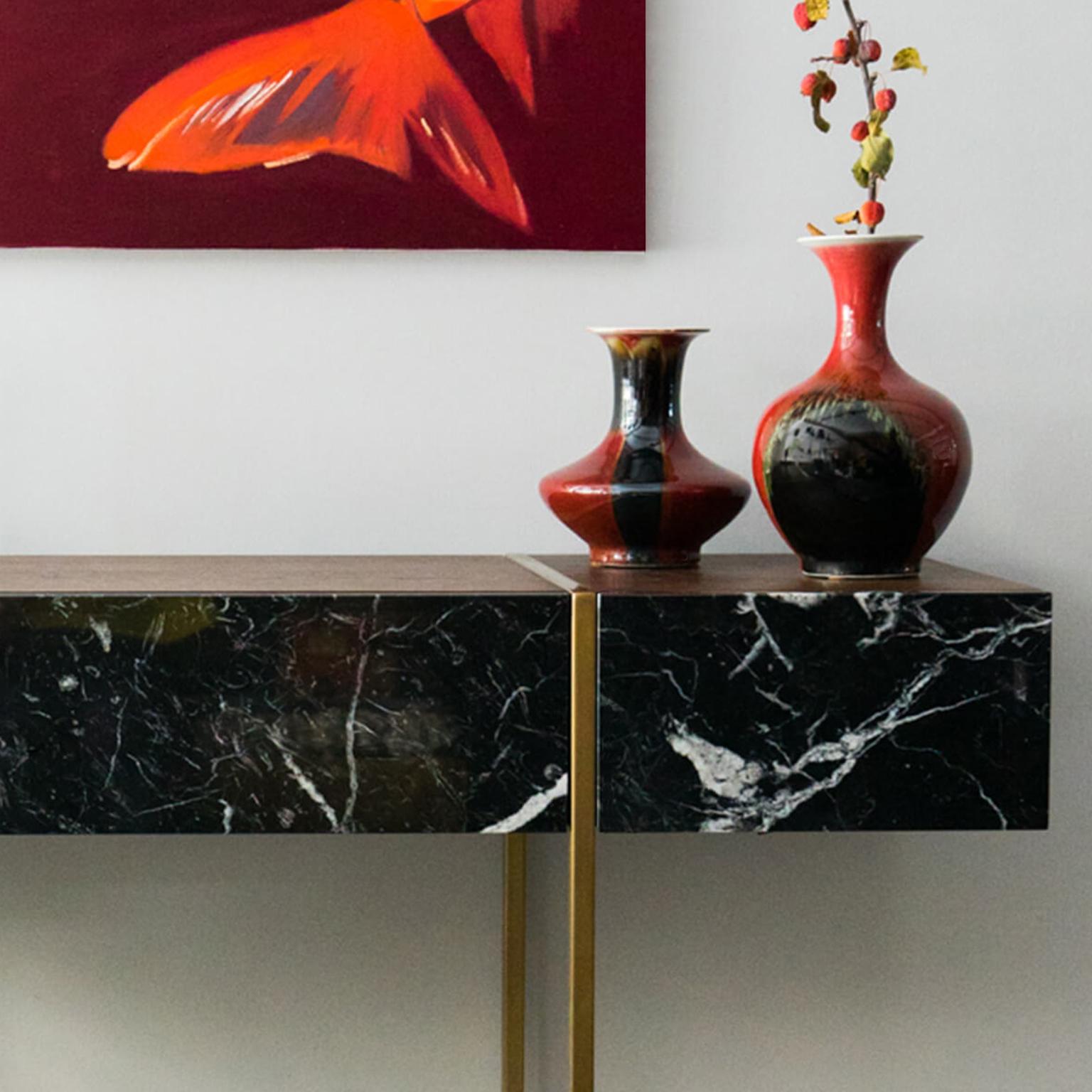 https://a.1stdibscdn.com/famed-marble-sideboard-by-lagu-for-sale-picture-5/f_12192/f_327077221676045555705/6_master.jpg