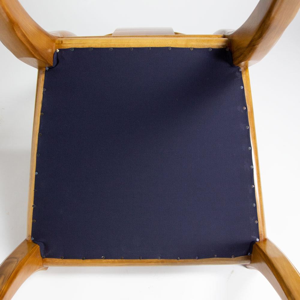 https://a.1stdibscdn.com/klismos-walnut-wood-saber-legs-black-velvet-chairs-customizable-set-of-6-for-sale-picture-5/22569652/f_262557421637743960236/6_master.jpg