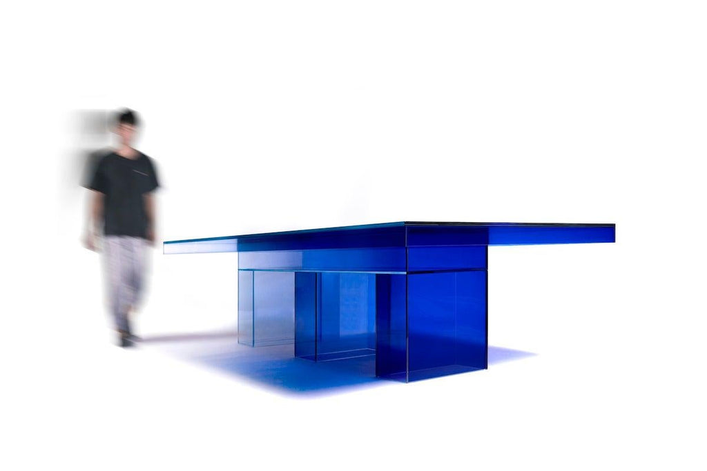 https://a.1stdibscdn.com/blue-glass-clear-transition-color-dining-table-by-studio-buzao-customizable-for-sale-picture-6/22569652/f_222881821611742665084/6_master.jpg