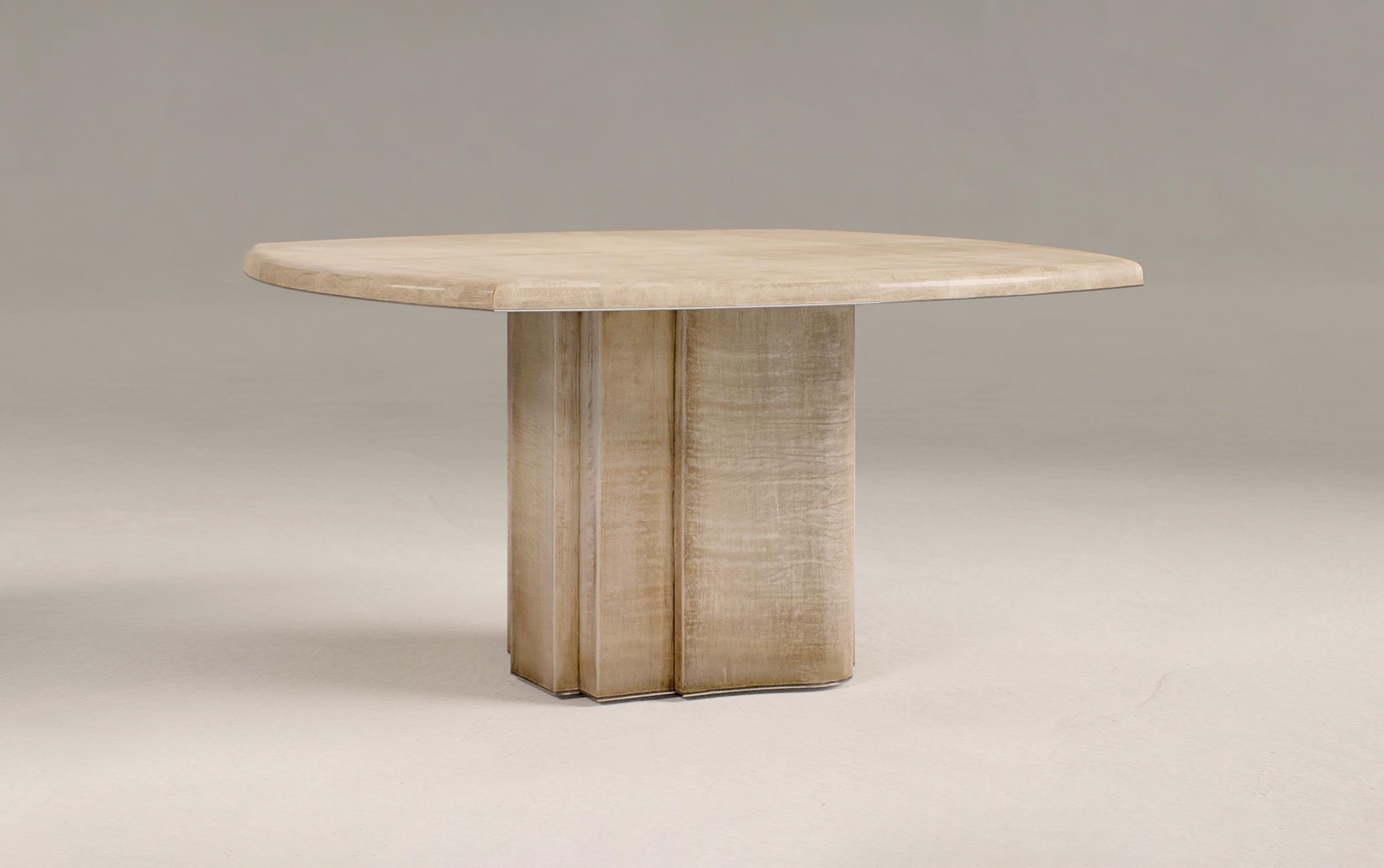https://a.1stdibscdn.com/contemporary-fragment-table-with-patinated-leather-by-jumandie-seys-for-sale-picture-6/f_70152/f_405974221720787825471/6_master.jpeg