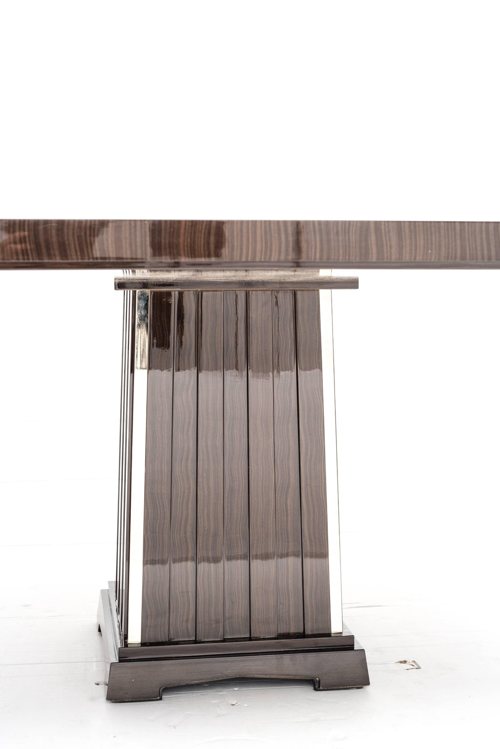 https://a.1stdibscdn.com/art-deco-style-important-dining-room-table-veneer-wood-top-and-chrome-inserts-for-sale-picture-3/f_9859/f_207354321601055001305/6_master.jpg