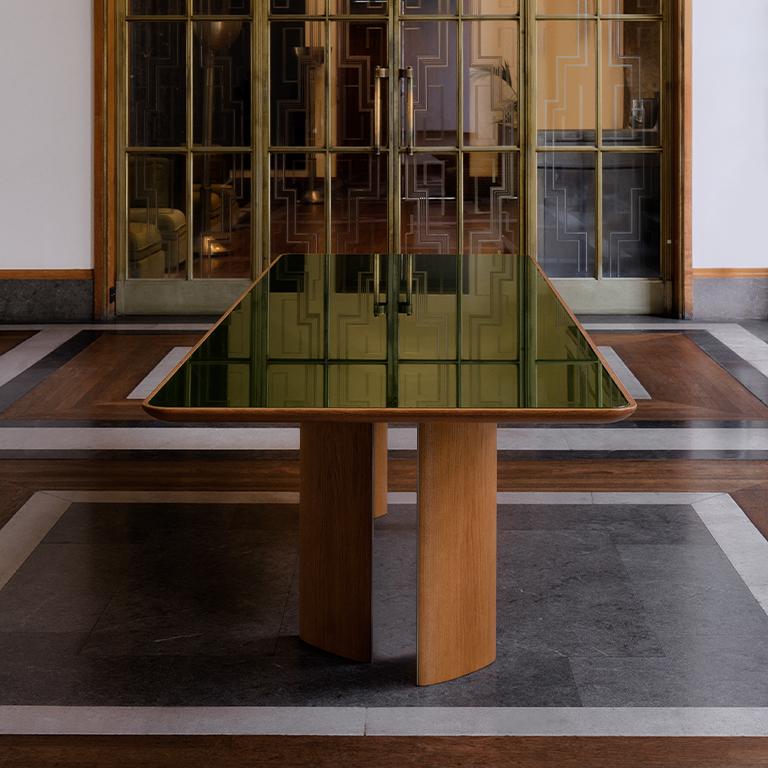 https://a.1stdibscdn.com/lacquered-glass-and-honey-oak-wood-dining-table-by-tatjana-von-stein-france-for-sale-picture-3/f_89372/f_357037721692177472217/6_master.jpg