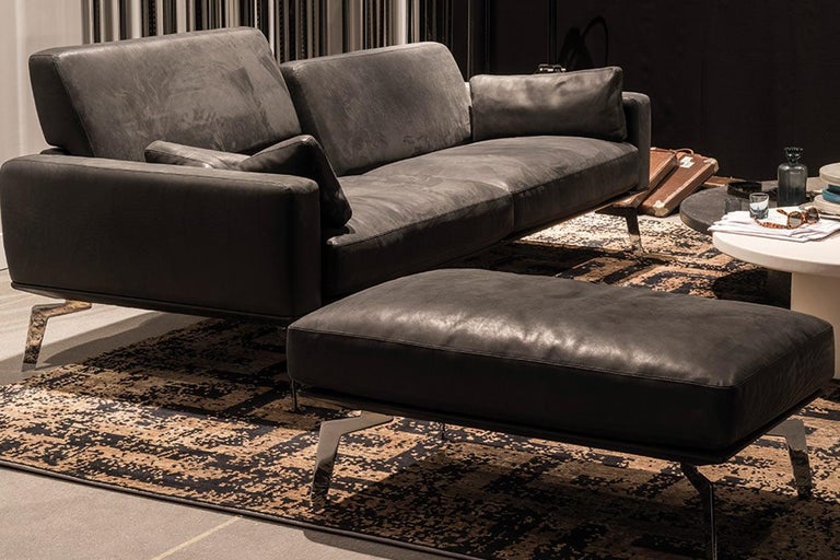 https://a.1stdibscdn.com/de-sede-ds-87-two-seat-sofa-in-hazel-upholstery-by-antonella-scarpitta-for-sale-picture-6/22569652/f_324068721674643543347/6_master.jpg?width=768