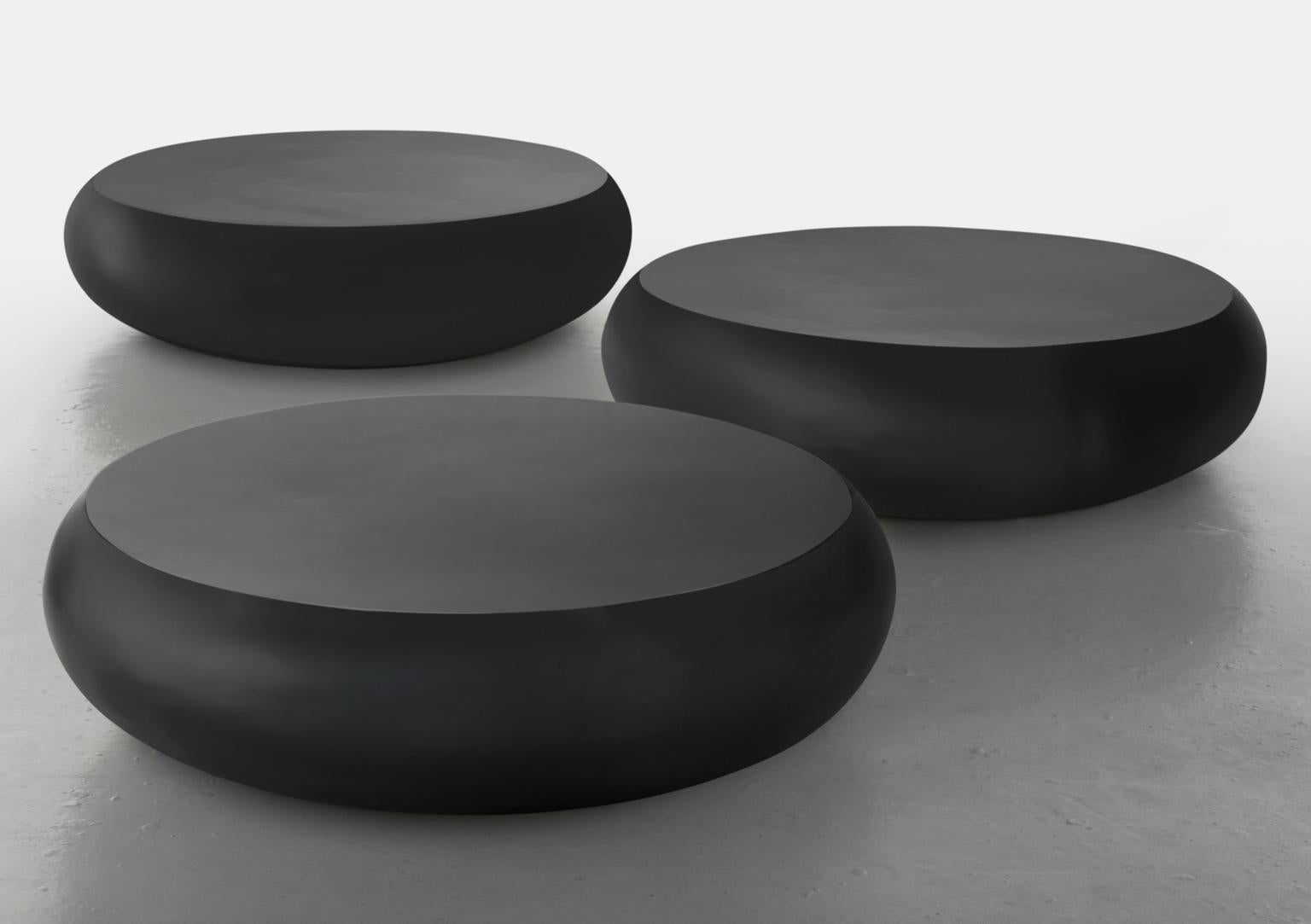 https://a.1stdibscdn.com/pillola-coffee-table-seat-in-fibreglass-by-verter-turroni-for-imperfettolab-for-sale-picture-3/f_52142/f_185628021587142564470/6a99d136940d713a416989c2b8c2206a_master.jpg