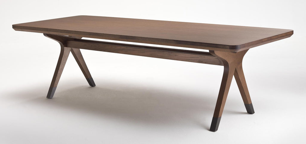 https://a.1stdibscdn.com/bulle-dining-table-in-solid-oak-for-sale-picture-4/f_46131/f_236534321620223085014/7101_R_BULLE_dining_table_master.jpg