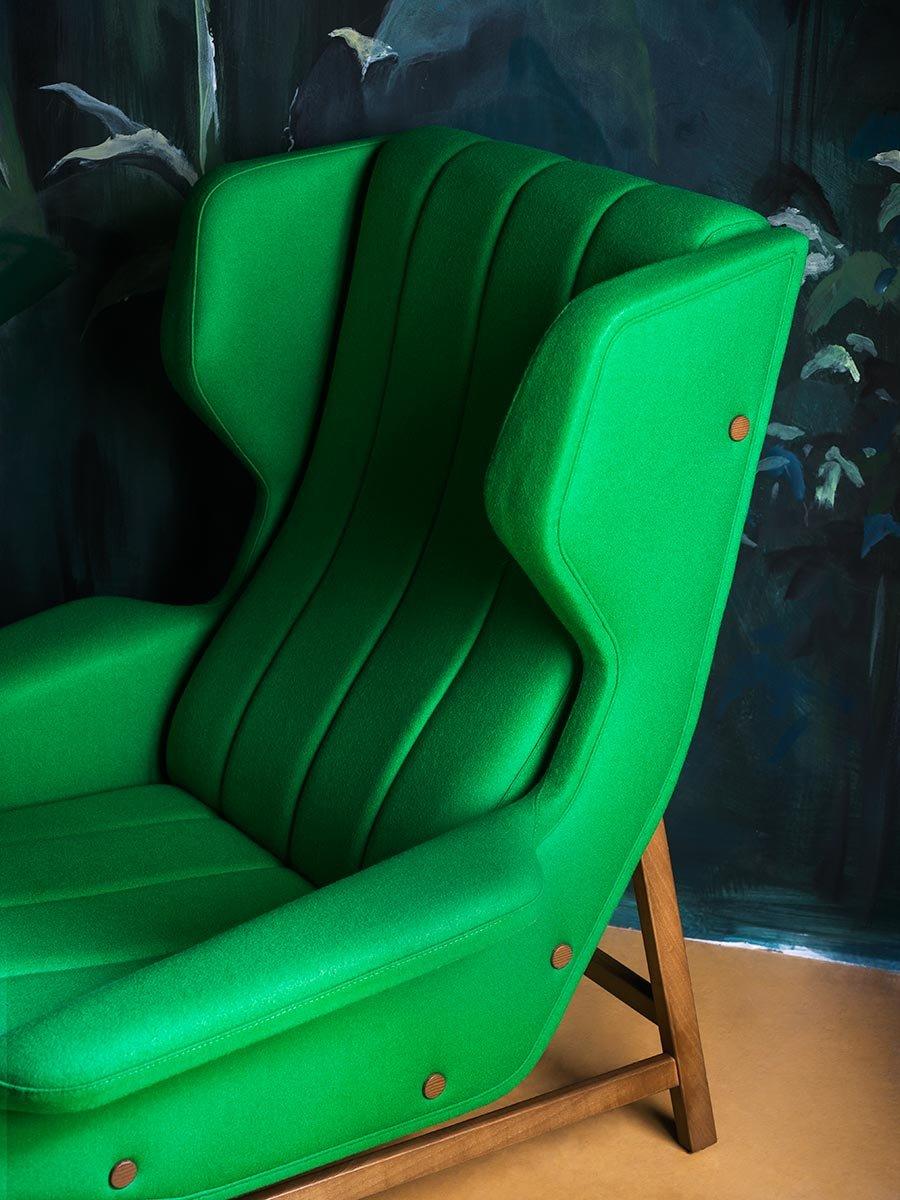 https://a.1stdibscdn.com/tacchini-giulia-lounge-armchair-with-ottoman-designed-by-gianfranco-frattini-for-sale-picture-6/f_44652/1607023749680/71295_master.jpg