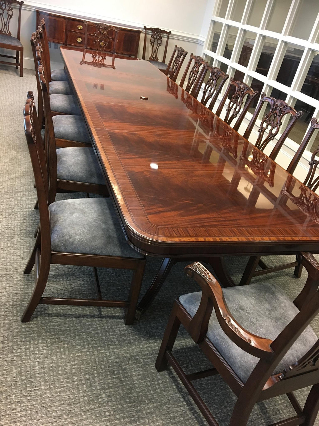 https://a.1stdibscdn.com/multi-banded-14-ft-mahogany-regency-style-dining-table-by-leighton-hall-for-sale-picture-9/f_44162/f_135370821549066430327/71493E0E_9640_4A3C_964D_88615B761363_master.jpeg