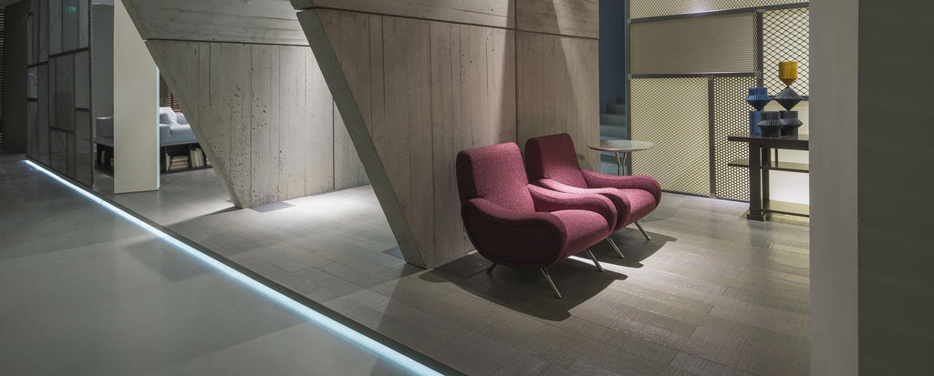 https://a.1stdibscdn.com/marco-zanuso-lady-armchair-by-cassina-for-sale-picture-9/f_14272/f_296555721658305461977/720_lady_4_master.jpg