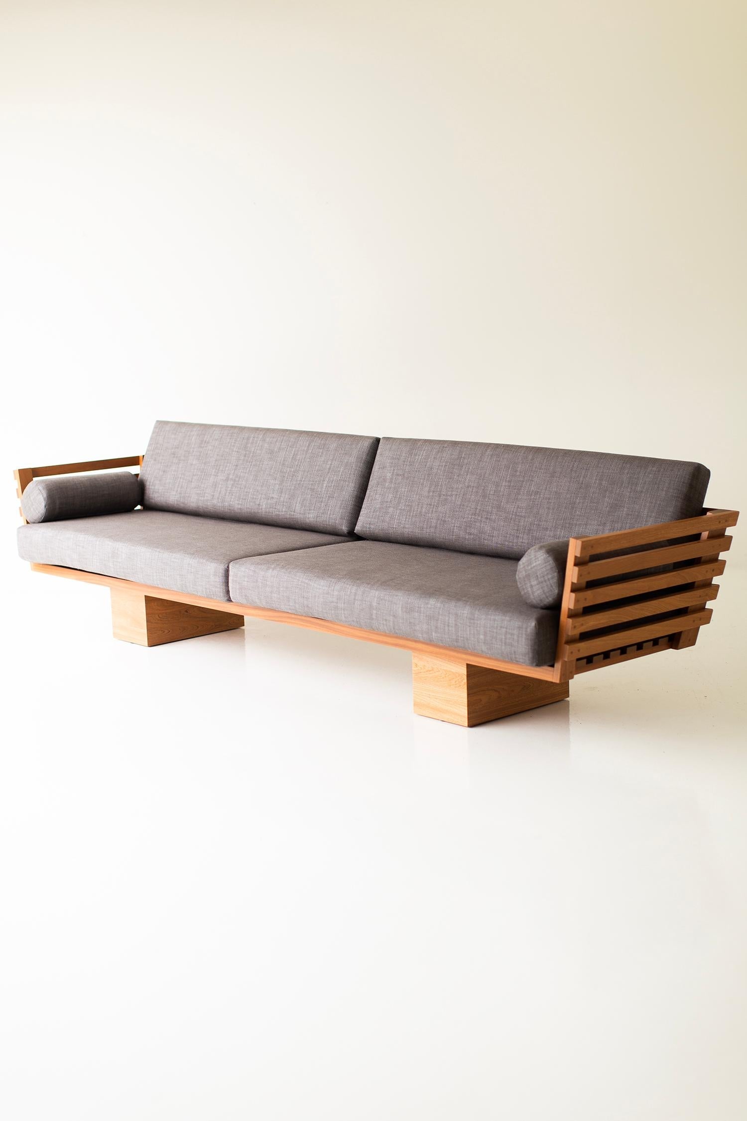 https://a.1stdibscdn.com/large-outdoor-slatted-suelo-sofa-for-sale-picture-5/f_9720/f_363717821696275711021/73573469_outdoor_slatted_sofa_30410567_master.jpg