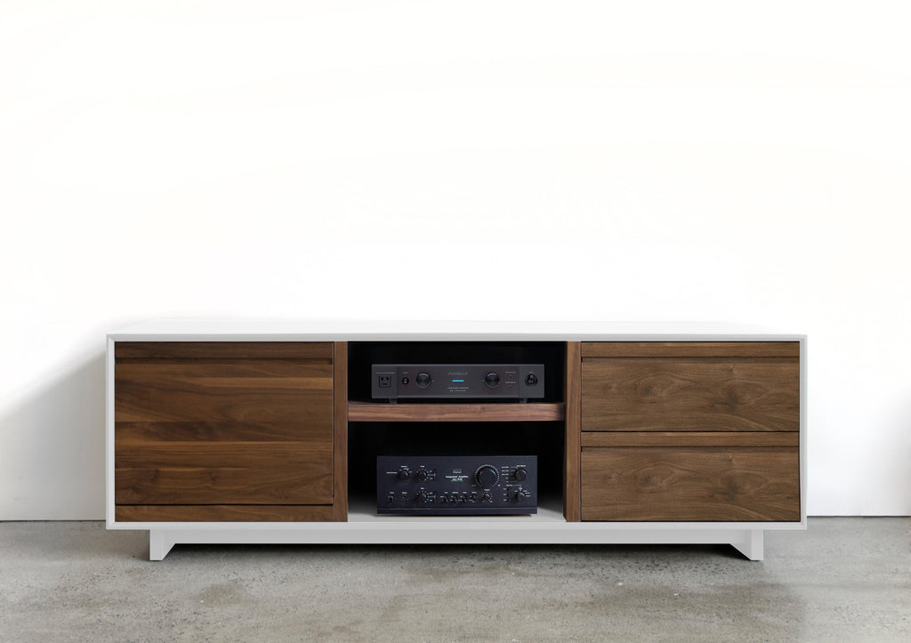 https://a.1stdibscdn.com/modern-lp-media-console-entertainment-cabinet-for-sale-picture-7/f_27523/f_77631831566312121671/76InchWideMediaCabinet255WHWA_master.jpg