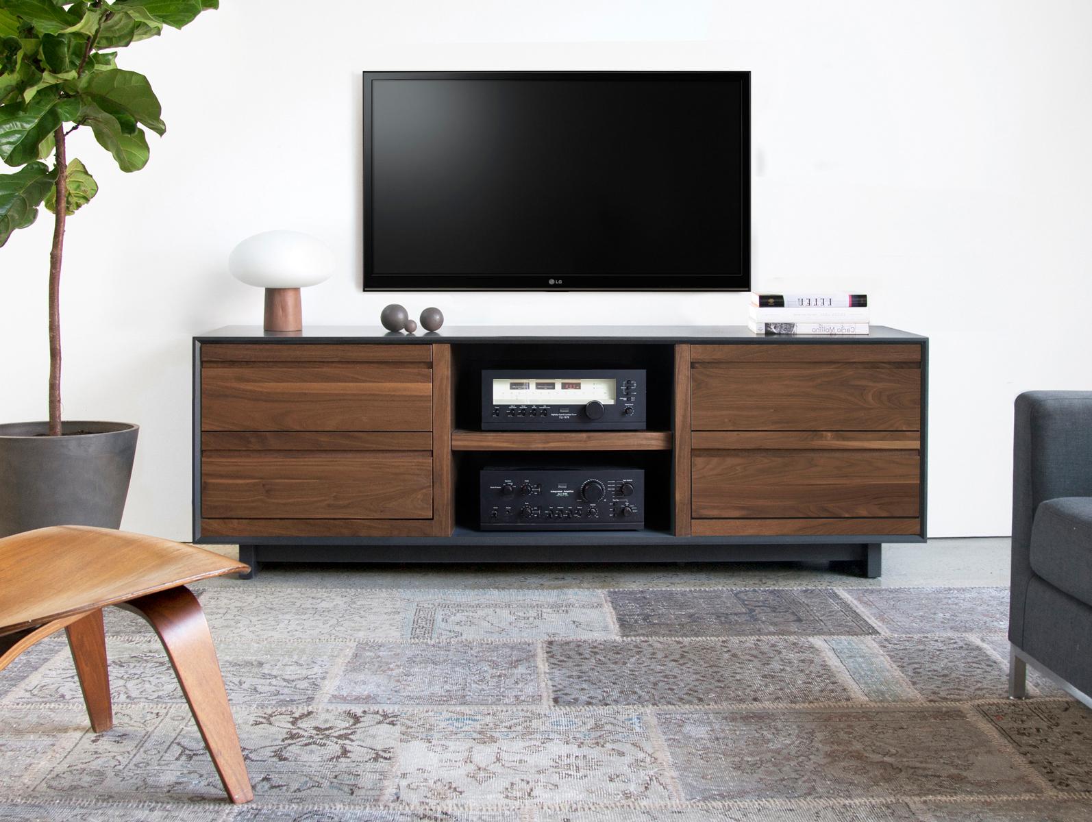 https://a.1stdibscdn.com/modern-lp-media-console-entertainment-cabinet-for-sale-picture-4/f_27523/f_77631831566312036766/76_Inch_Aero_media_master.jpg