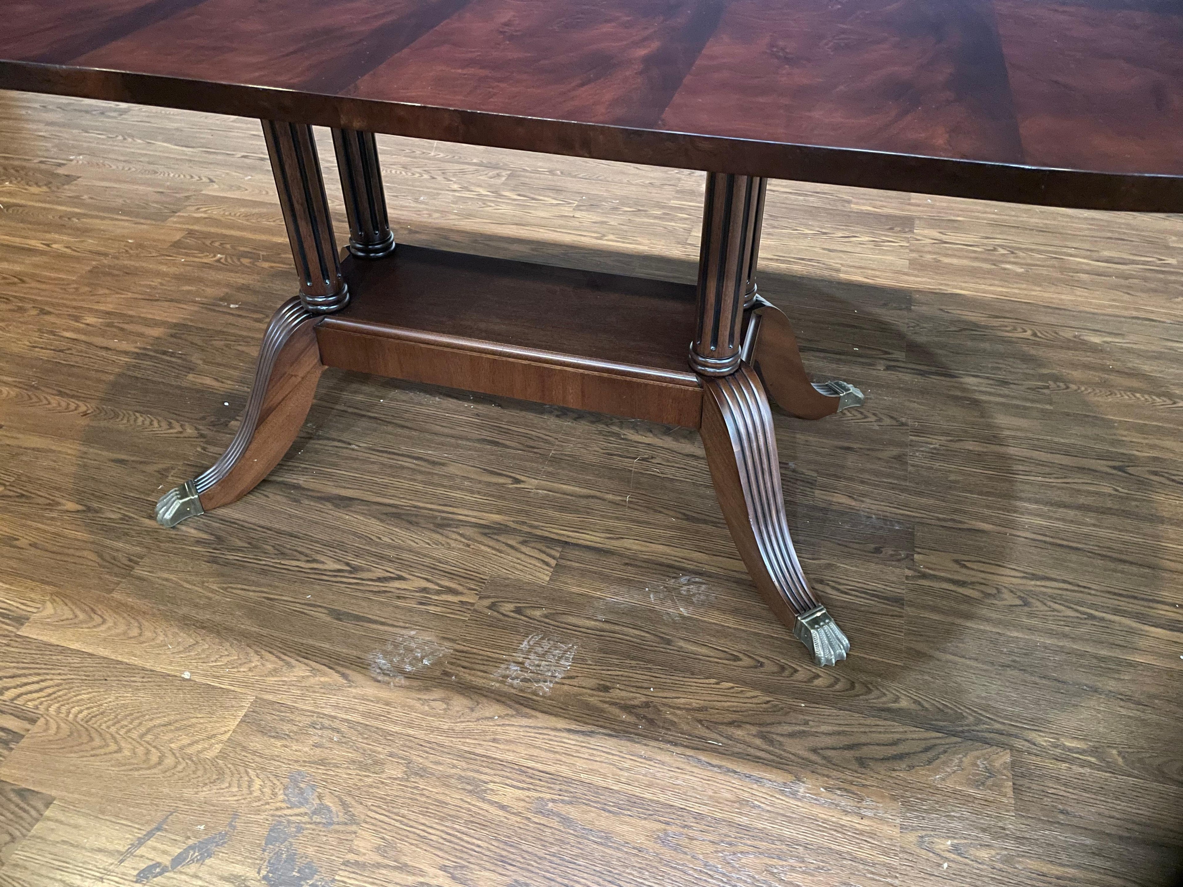 https://a.1stdibscdn.com/petite-narrow-traditional-mahogany-dining-table-for-sale-picture-7/f_44162/f_358370821692830302437/7AEB4721_1B1A_45CE_B482_D1F105E4AB06_master.jpeg