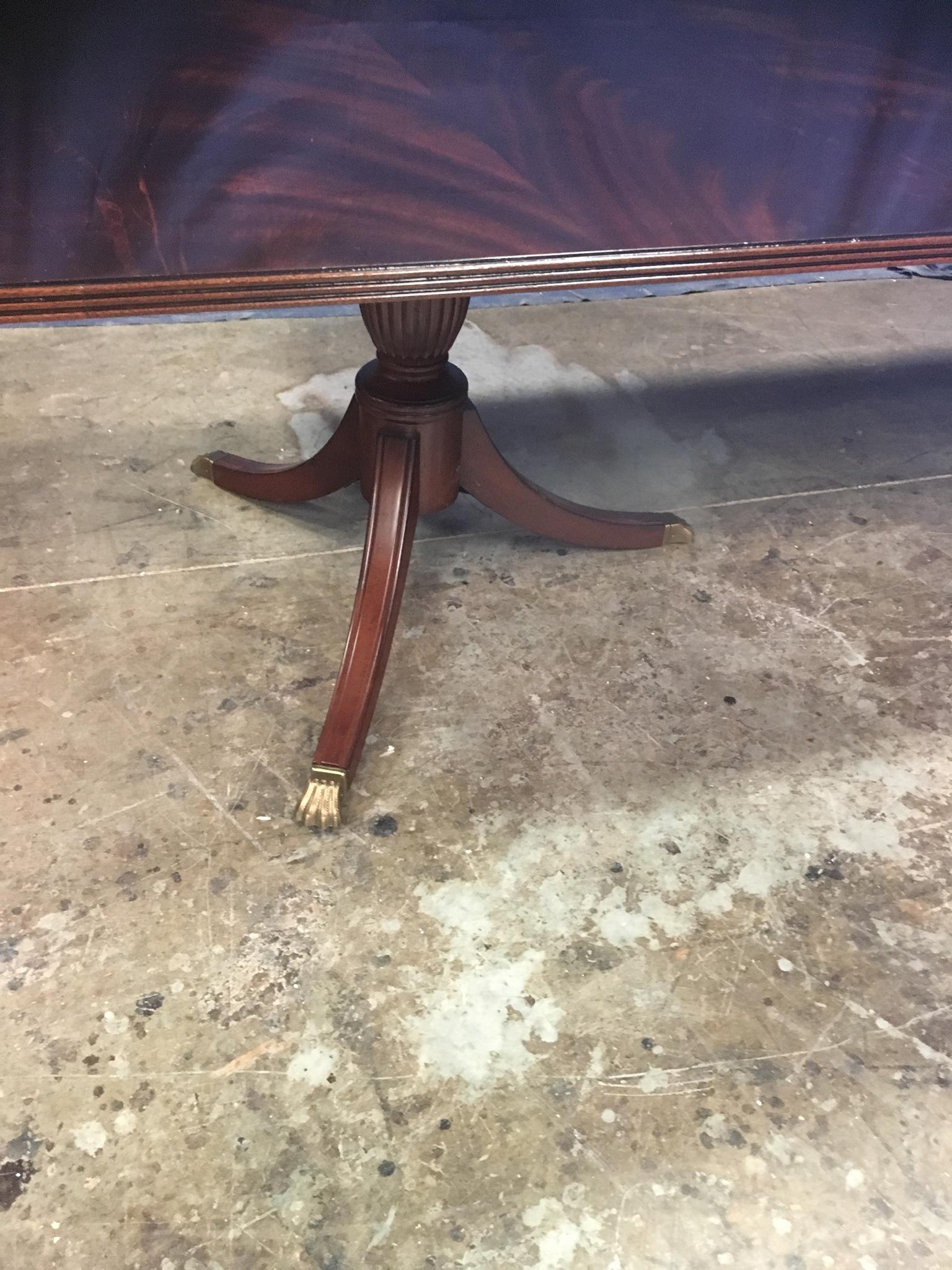 https://a.1stdibscdn.com/custom-large-crotch-mahogany-georgian-style-dining-table-by-leighton-hall-for-sale-picture-8/f_44162/f_152993411561984663763/7C8D5C8C_753E_4528_96AD_A9828BEB3983_master.jpeg