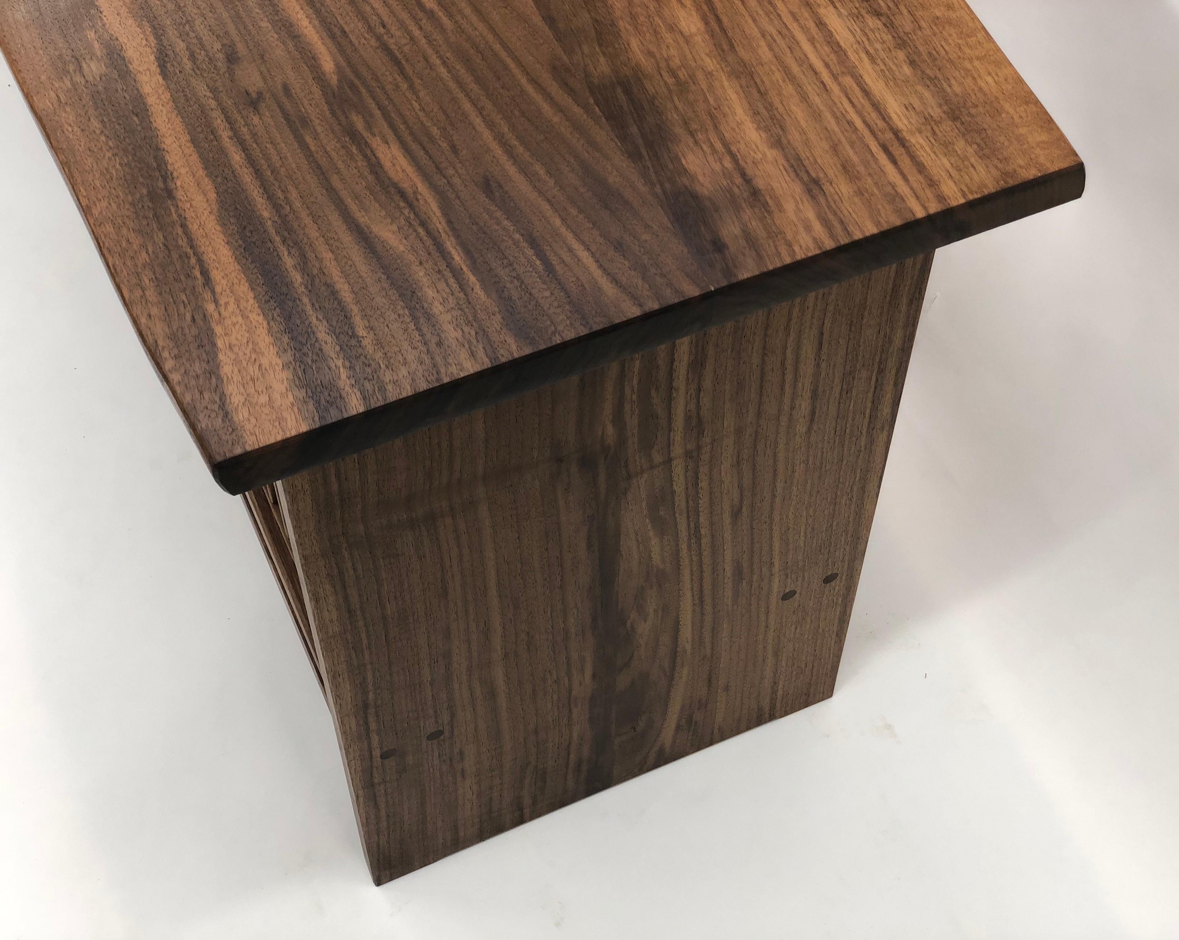 https://a.1stdibscdn.com/walnut-credenza-with-sliding-shoji-doors-for-sale-picture-12/f_45782/f_224459721612735496519/7F82FB5E_03D4_4B49_88F6_BE6792CCC7AF_master.jpeg