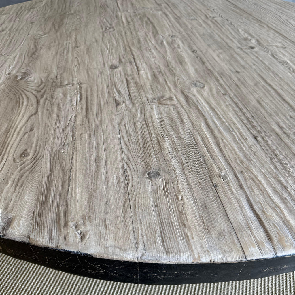 https://a.1stdibscdn.com/reclaimed-pine-wood-60-round-dining-table-with-black-painted-finish-for-sale-picture-12/f_18223/f_459068621752701224573/7L_15_14_master.jpg