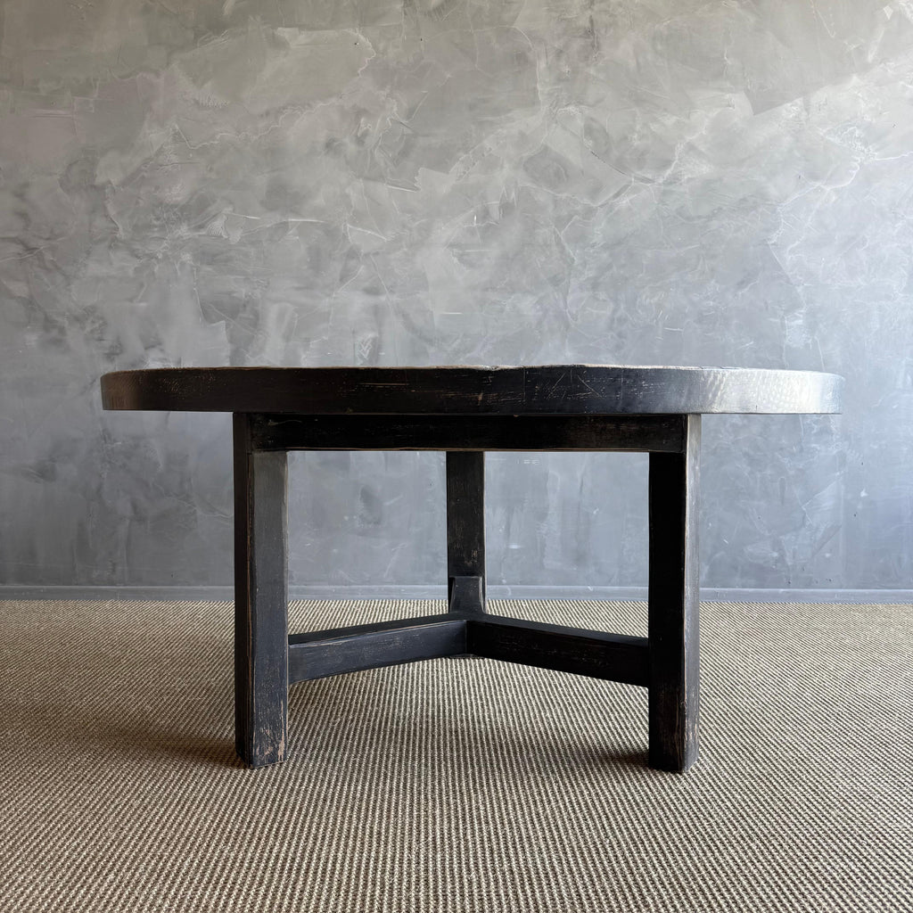 https://a.1stdibscdn.com/reclaimed-pine-wood-60-round-dining-table-with-black-painted-finish-for-sale-picture-6/f_18223/f_459068621752701223064/7L_15_8_master.jpg