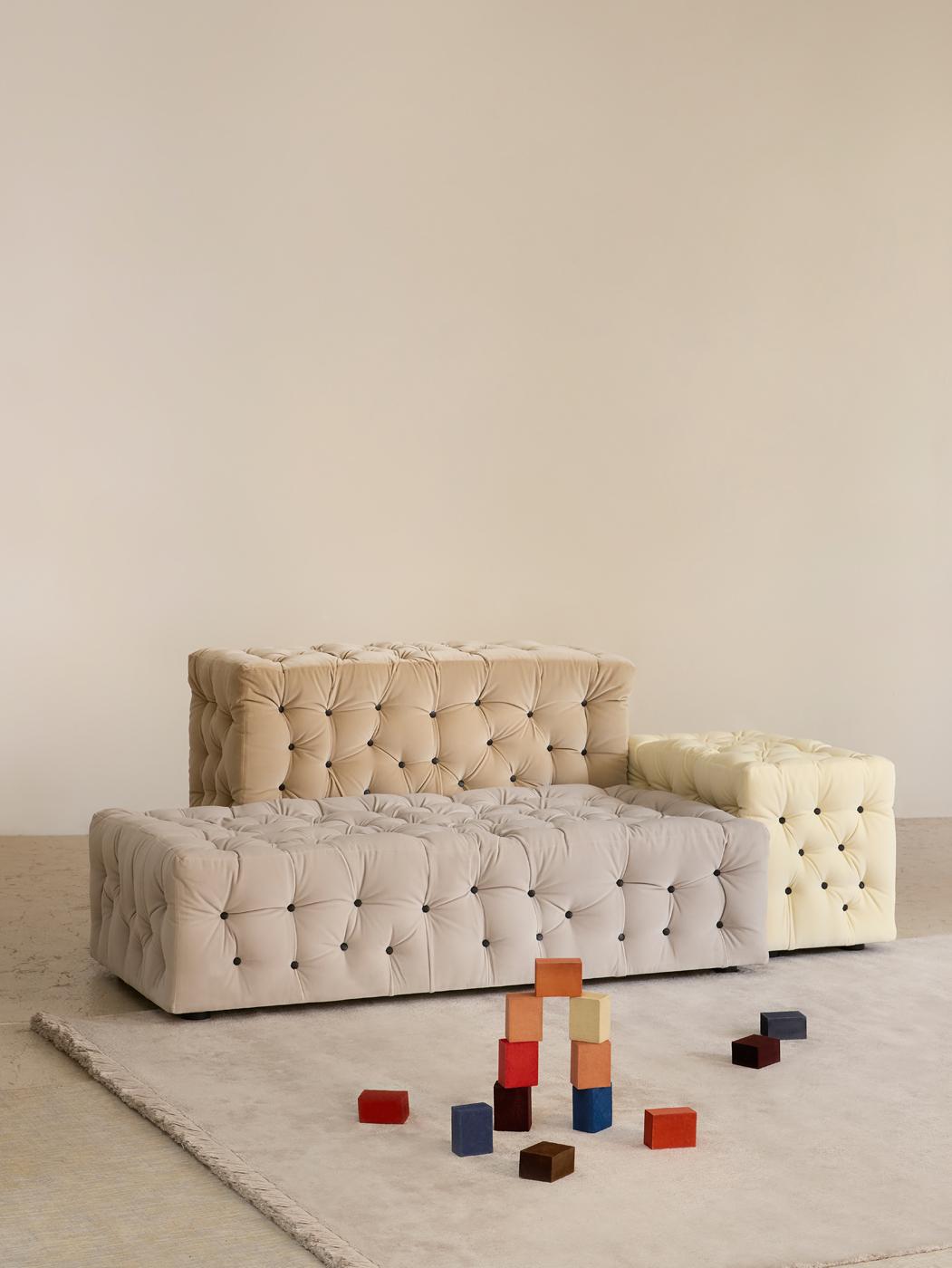 https://a.1stdibscdn.com/la-michetta-composition-1-sofa-by-gaetano-pesce-for-sale-picture-10/f_16392/f_475806821763460557099/7_MERITALIA_MICHETTA_DIVANO_031_master.jpg