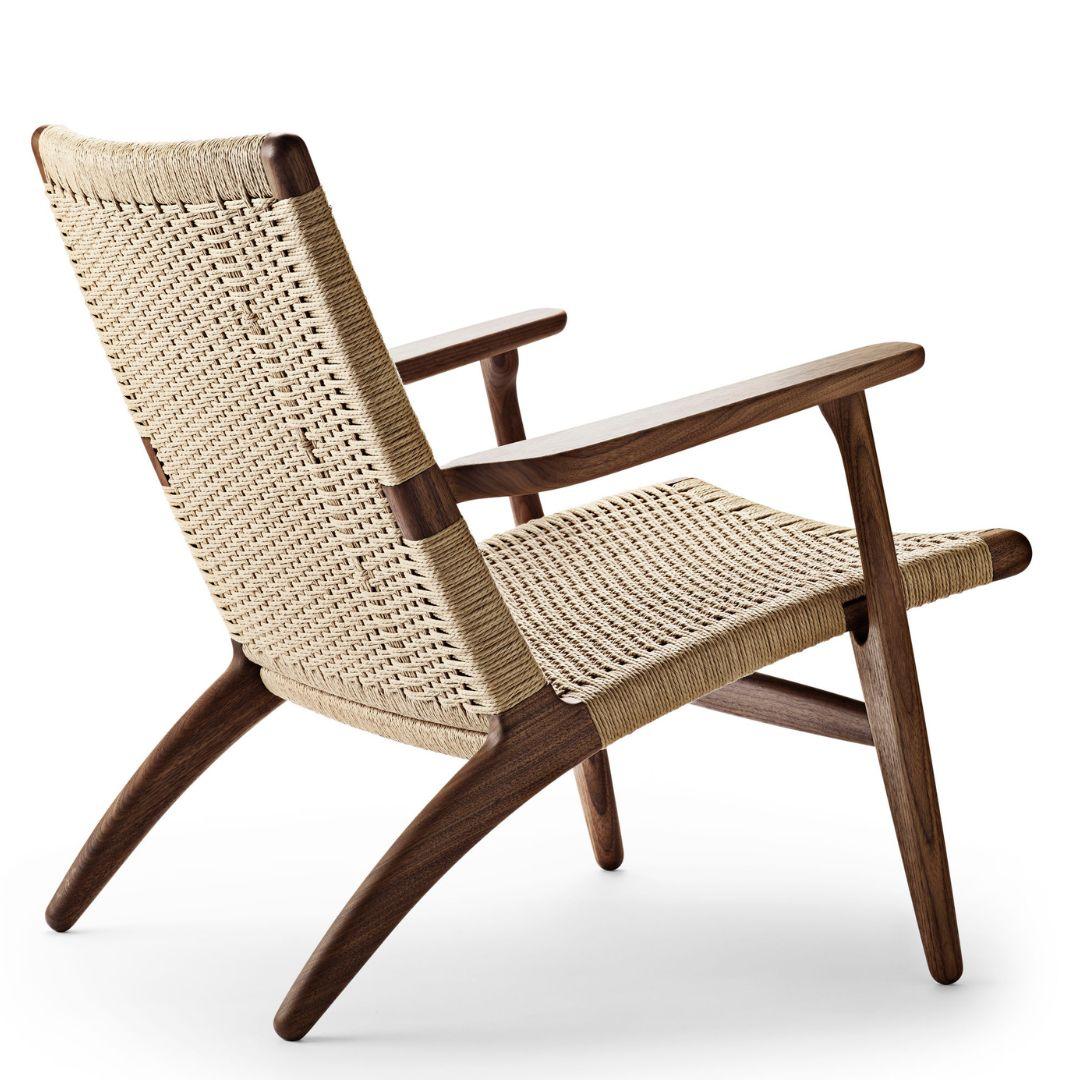 https://a.1stdibscdn.com/hans-j-wegner-ch25-chair-in-walnut-oil-papercord-for-carl-hansen-son-for-sale-picture-6/f_14472/f_316522321670534986599/7_master.jpg