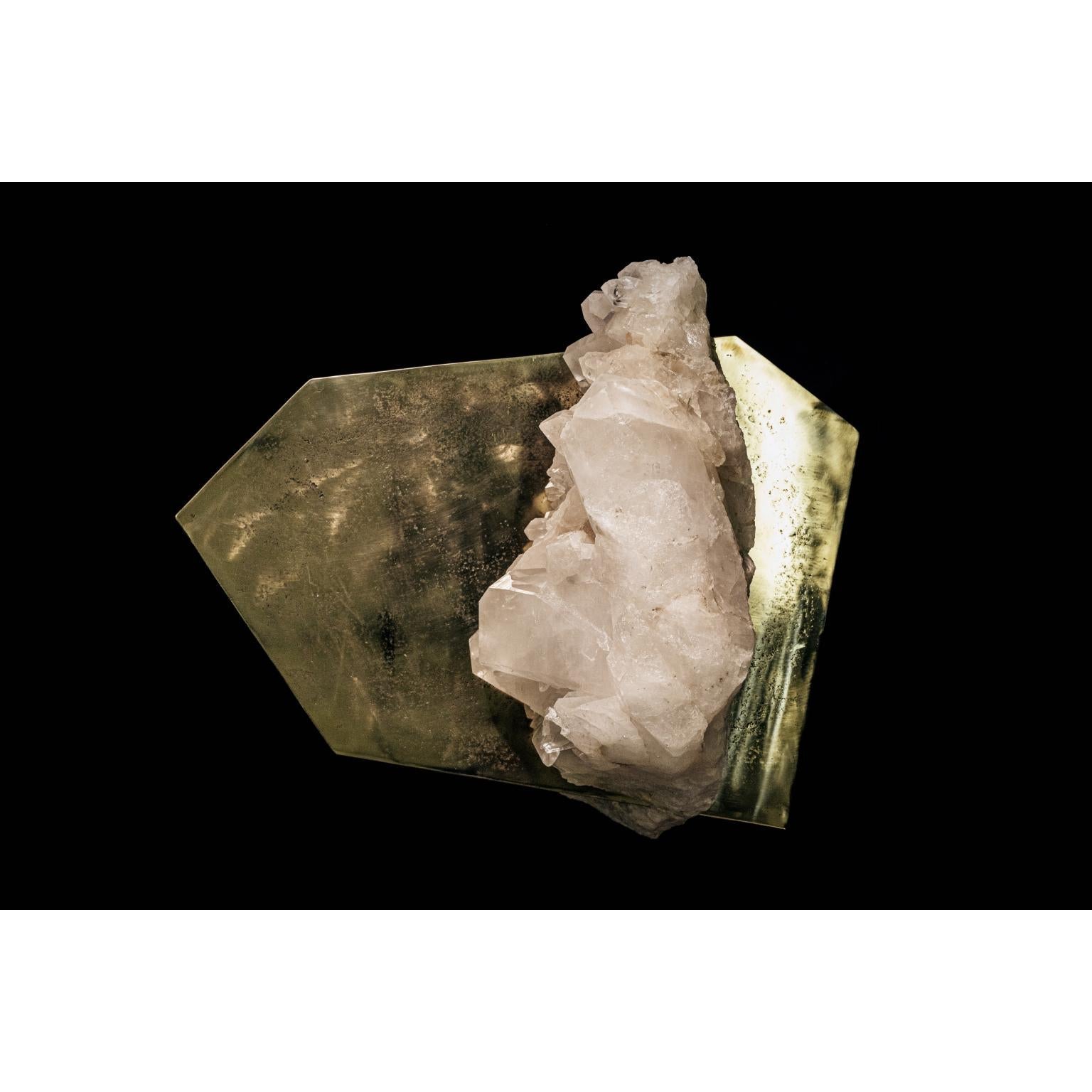 https://a.1stdibscdn.com/cristallo-unique-sculptural-coffee-table-in-crystal-quartz-by-alex-turco-for-sale-picture-8/f_12192/f_488882121771511002690/7_master.jpg