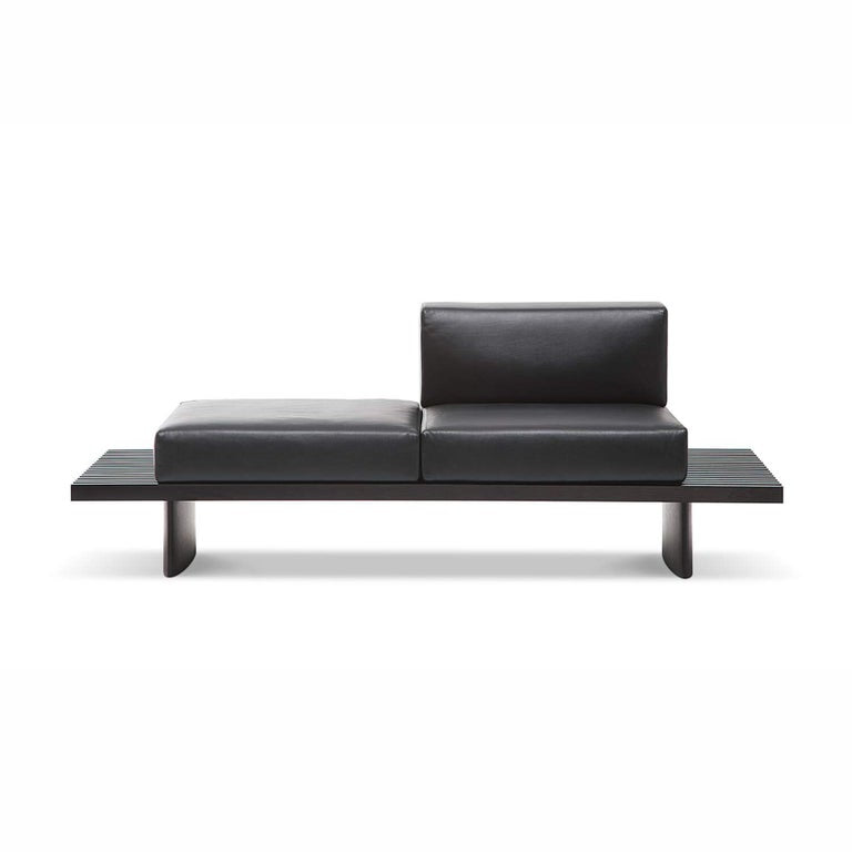 https://a.1stdibscdn.com/charlotte-perriand-refolo-modular-sofa-wood-and-black-leather-by-cassina-for-sale-picture-5/f_14272/f_284298421651142832714/7_master.jpg?width=768