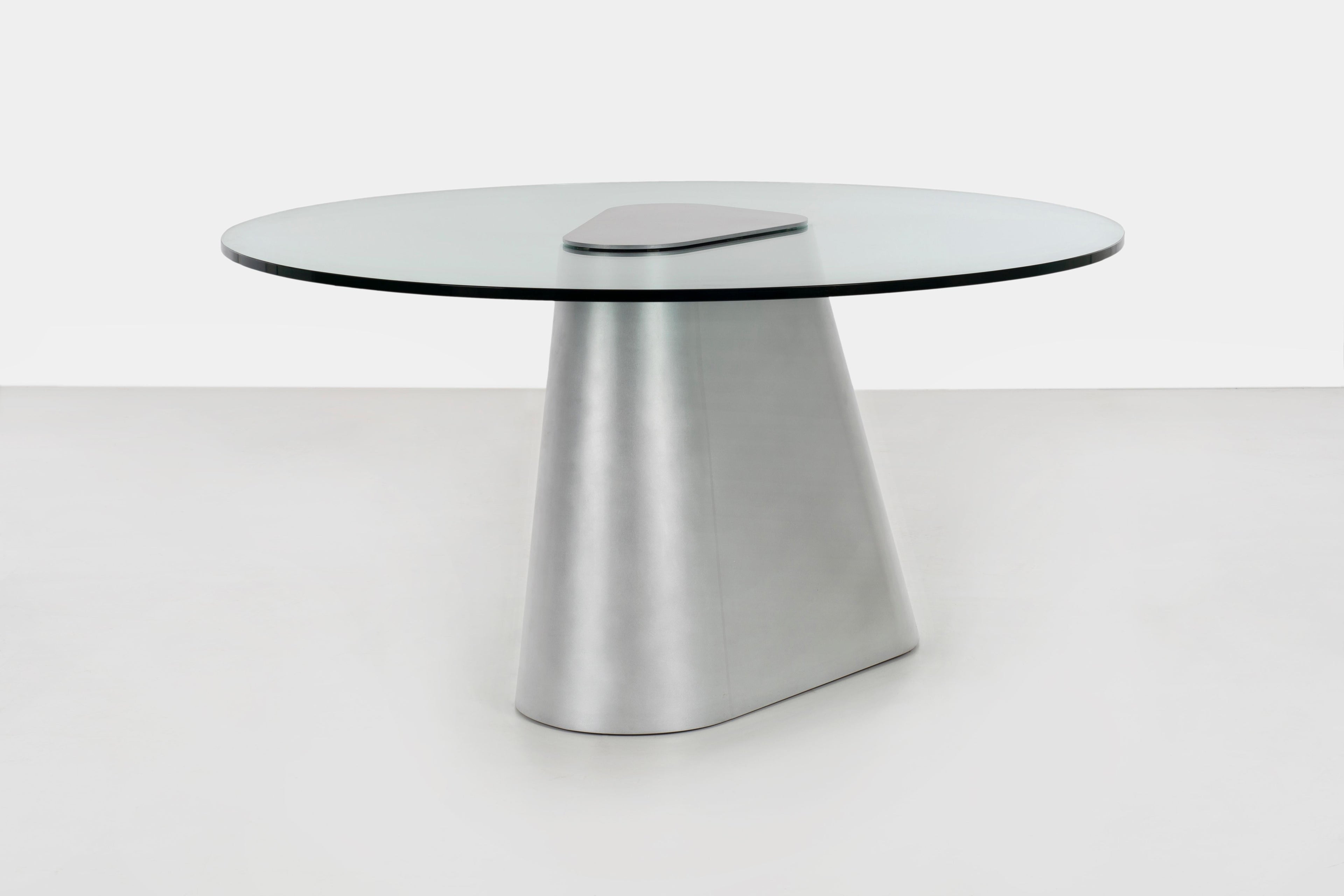 https://a.1stdibscdn.com/sculptural-tm-dining-entry-table-in-wax-polished-formed-aluminum-with-glass-top-for-sale-picture-8/f_31003/1571258757687/7_master.jpg