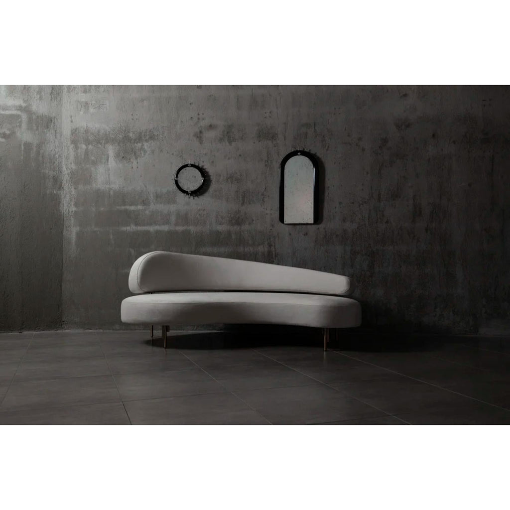 https://a.1stdibscdn.com/sitiera-3-seater-sofa-in-ivory-velvet-upholstery-aged-brass-by-estudio-andean-for-sale-picture-8/f_12192/f_468701121759247435949/7_master.jpg