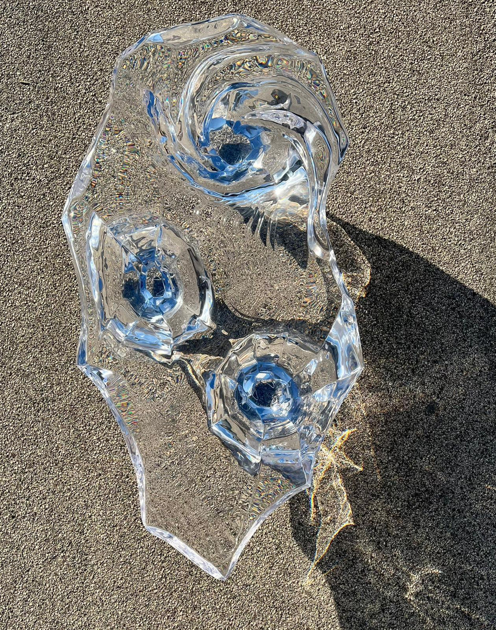 https://a.1stdibscdn.com/coffee-table-glacialis-model-by-marco-pettinari-for-superego-editions-italy-for-sale-picture-10/f_21403/f_253085921641068065947/7ecd4485_be2d_4943_8f9a_9c704d66541e_master.JPG