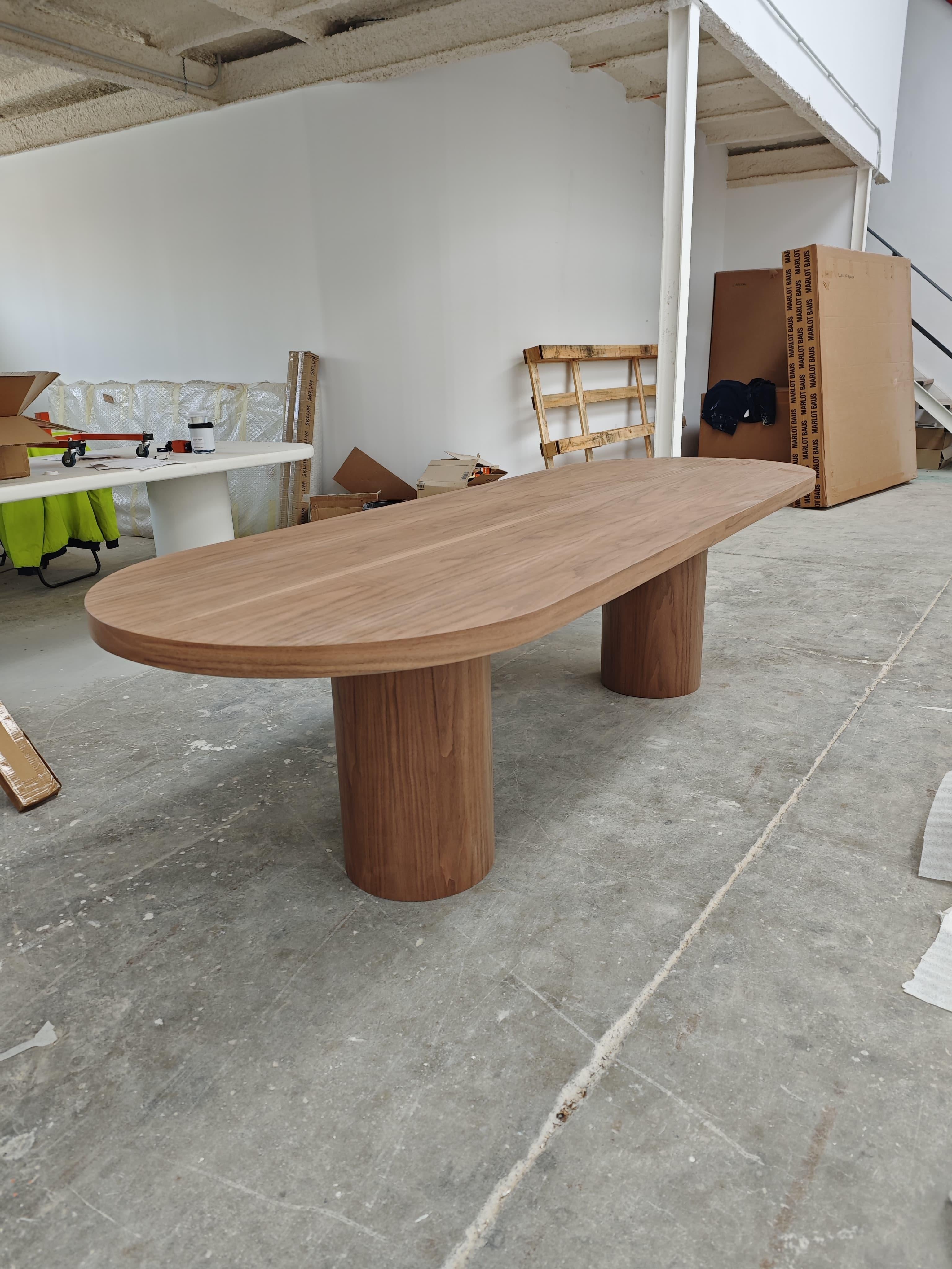 https://a.1stdibscdn.com/paloma-wood-veneer-dining-table-by-marlot-baus-for-sale-picture-7/f_106442/f_474216021762518894881/7ed94f4b_0482_47fb_b74a_c2160950d267_master.jpg