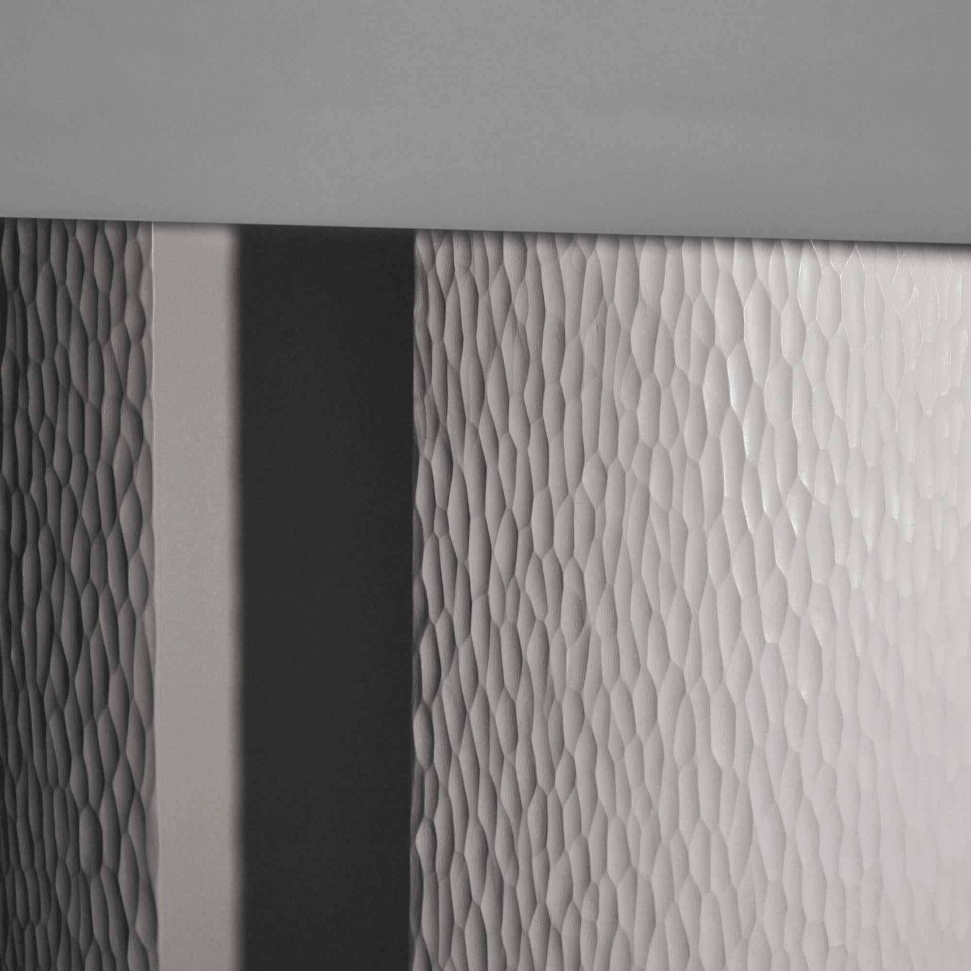 https://a.1stdibscdn.com/tavolo-decorato-con-foglia-rame-e-basi-scolpite-fatto-a-mano-da-cupioli-italia-for-sale-picture-8/f_39183/f_466034021757490269751/7terra_master.jpg