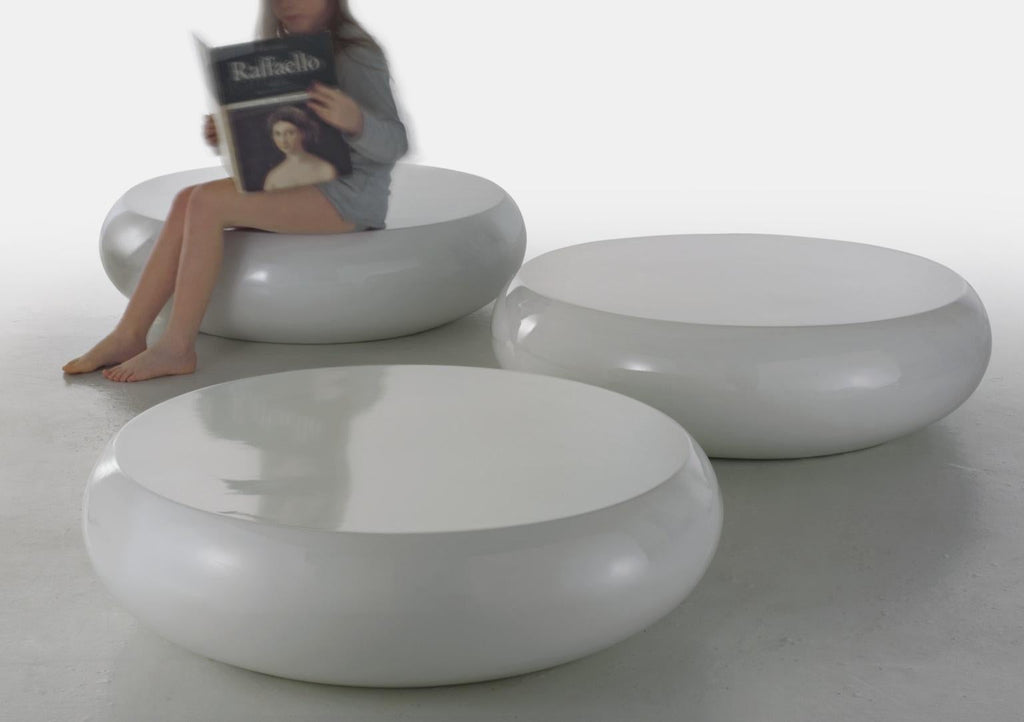https://a.1stdibscdn.com/pillola-coffee-table-seat-in-fibreglass-by-verter-turroni-for-imperfettolab-for-sale-picture-4/f_52142/f_185628021587141874239/81e18d96bd52e2d04c8b7a36e147a1de_master.jpg