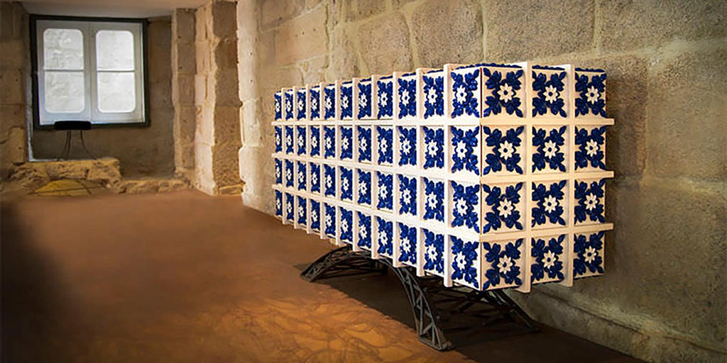 https://a.1stdibscdn.com/luxury-contemporary-modern-cabinet-sideboard-in-iron-and-blue-hand-painted-tiles-for-sale-picture-6/f_26383/f_168196521573336309602/82470_8218094_master.jpg