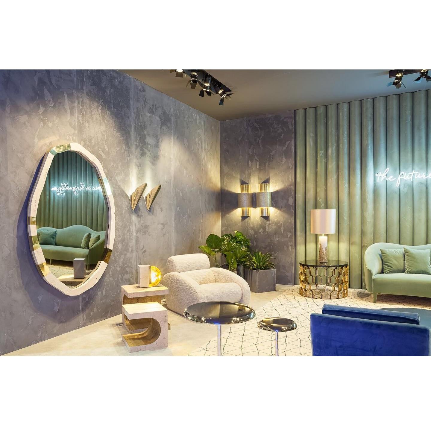 https://a.1stdibscdn.com/relaxing-boucle-armchair-with-curvy-silhouette-for-sale-picture-7/f_27693/f_330470421677674844582/83049376_3274075495940995_4706180822267330560_n_master.jpg