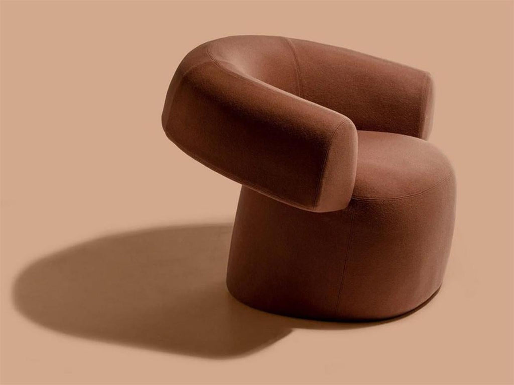https://a.1stdibscdn.com/moroso-ruff-large-swivel-armchair-in-sand-by-patricia-urquiola-for-sale-picture-3/f_16392/f_466956421758126610231/836652_1__master.jpg
