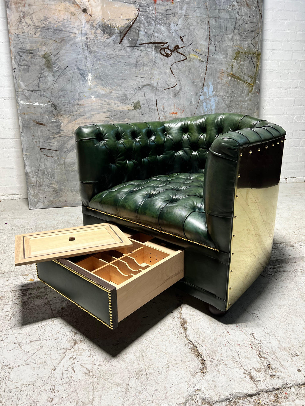 https://a.1stdibscdn.com/the-flying-wing-humidor-chair-from-our-signature-collection-for-sale-picture-8/f_79732/f_32319322/84B178AA_C74A_4E95_B547_1677236949520_master.jpeg