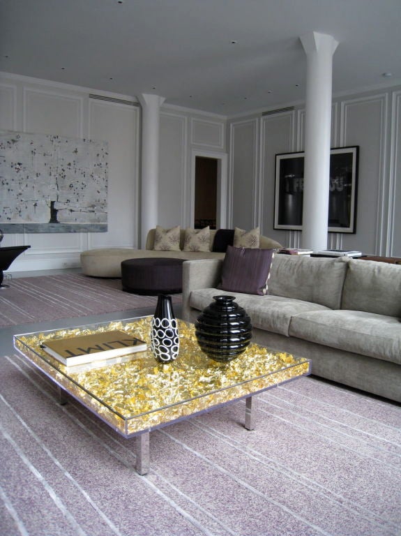 https://a.1stdibscdn.com/table-monogold-by-yves-klein-for-sale-picture-7/f_8922/f_359426621693410415942/8922_1274731439_4.jpg