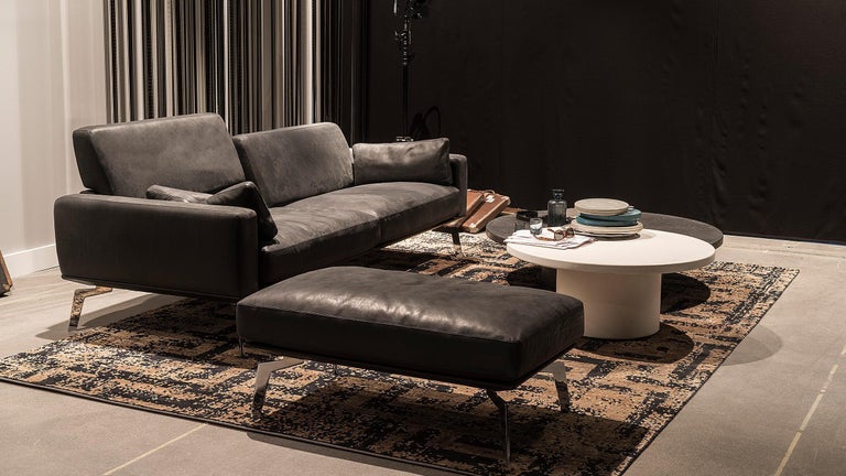 https://a.1stdibscdn.com/de-sede-ds-87-two-seat-sofa-in-hazel-upholstery-by-antonella-scarpitta-for-sale-picture-8/22569652/f_324068721674643546302/8_master.jpg?width=768