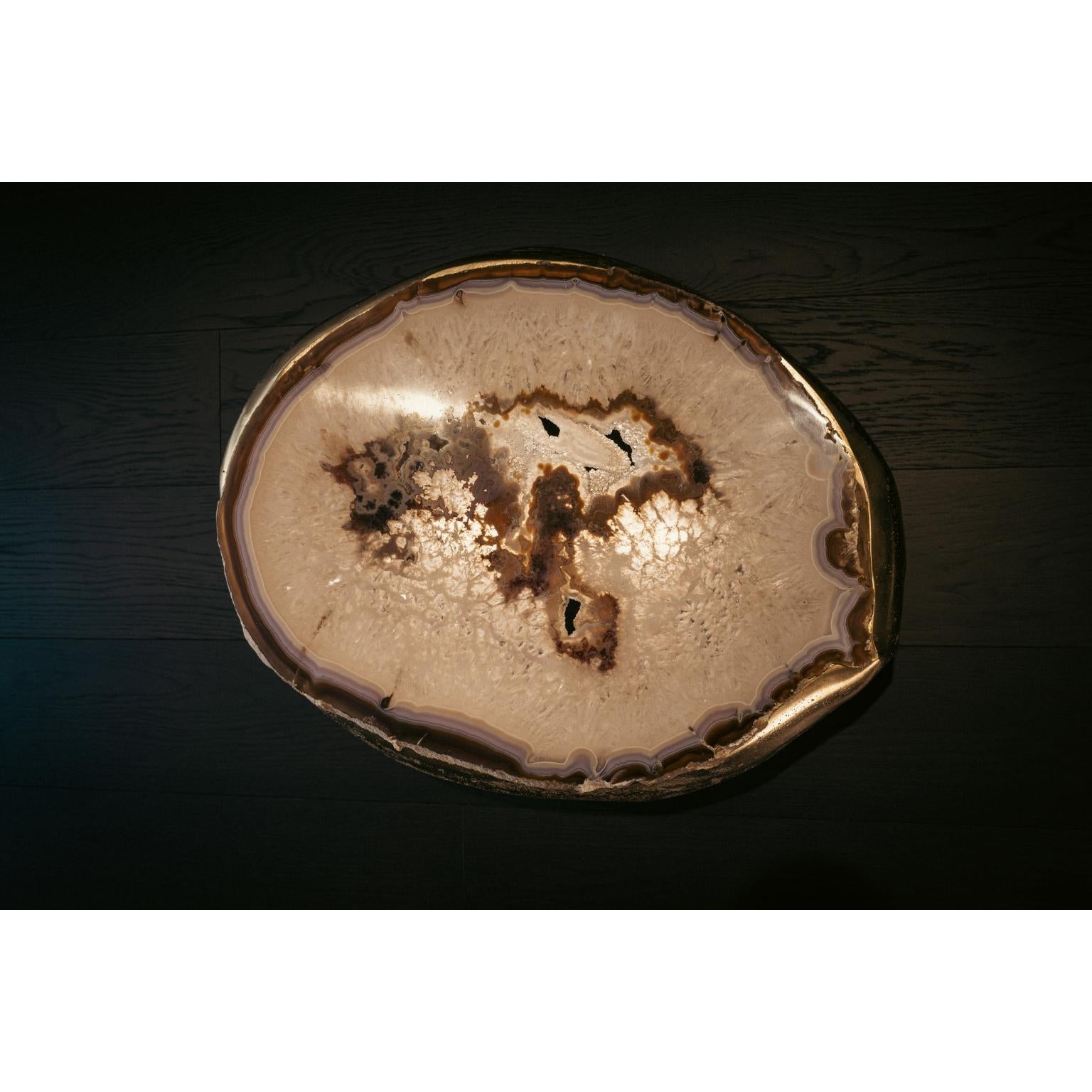 https://a.1stdibscdn.com/ernest-unique-coffee-table-in-agate-gemstone-cast-brass-by-alex-turco-for-sale-picture-9/f_12192/f_489446221771868156545/8_master.jpg