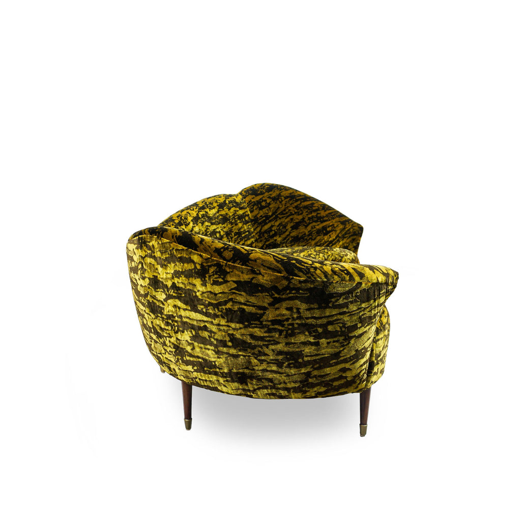 https://a.1stdibscdn.com/gold-and-brown-velvet-sofa-for-sale-picture-8/f_21233/1627054288276/8_master.jpg