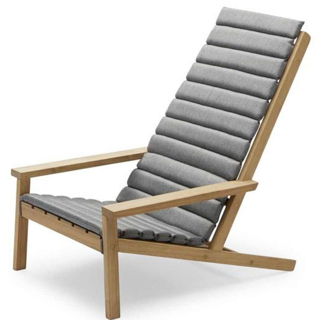 https://a.1stdibscdn.com/stine-weigelt-outdoor-between-lines-teak-lounge-chair-for-skagerak-for-sale-picture-9/f_14472/f_342701921684003130411/8_master.jpg
