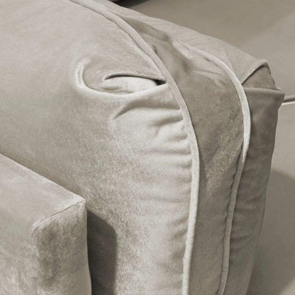 https://a.1stdibscdn.com/lisboa-sofa-for-sale-picture-8/f_74772/f_432232621737366732886/8_master.jpg