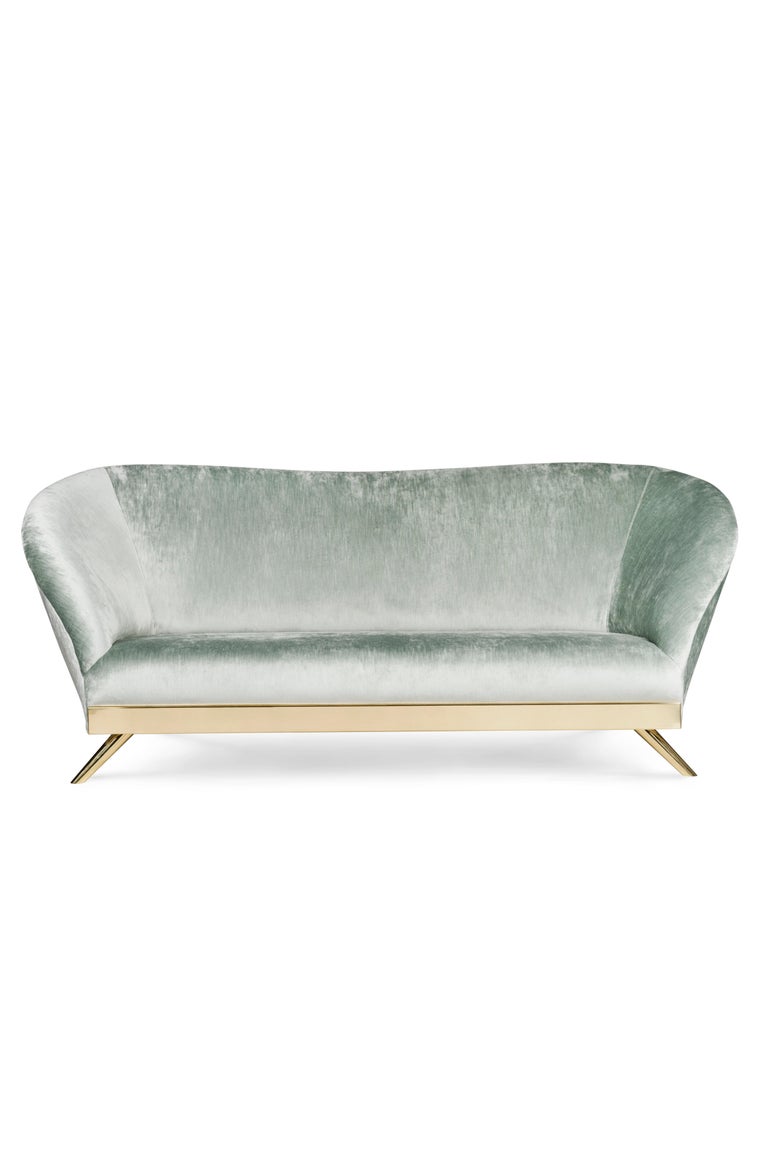 https://a.1stdibscdn.com/cambridge-loveseat-sofa-in-the-style-of-1930s-handmade-portugal-by-greenapple-for-sale-picture-4/f_53532/f_399732121717171712605/909781_master.jpg?width=768