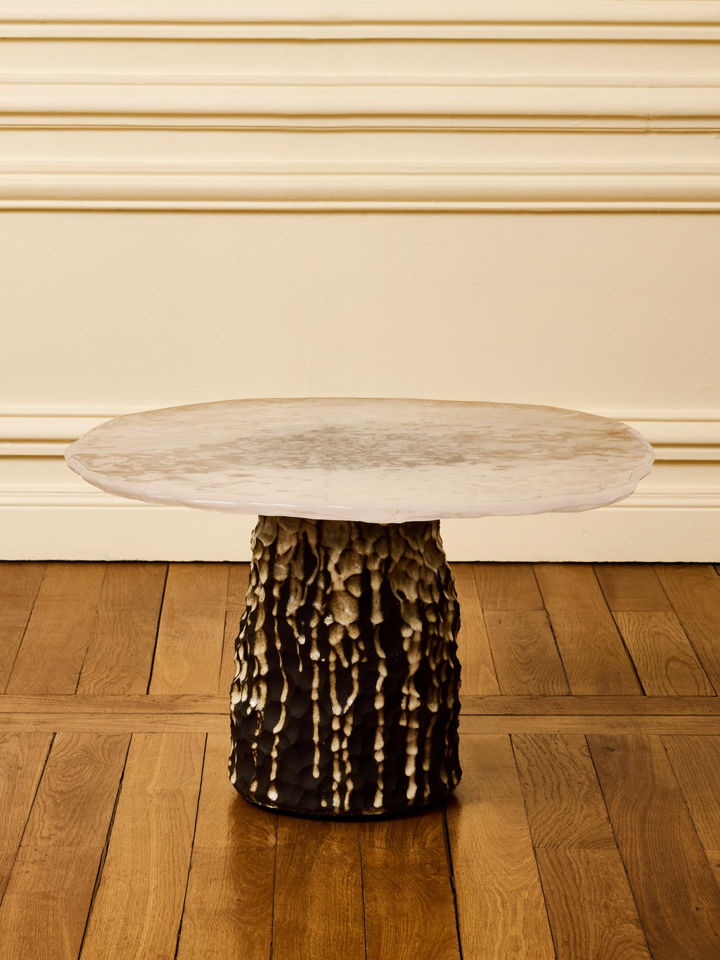 https://a.1stdibscdn.com/ceramic-and-glass-table-by-s-leo-for-galerie-glustin-for-sale-picture-3/f_9680/f_487237021770643080417/9311K0041_307_master.jpg
