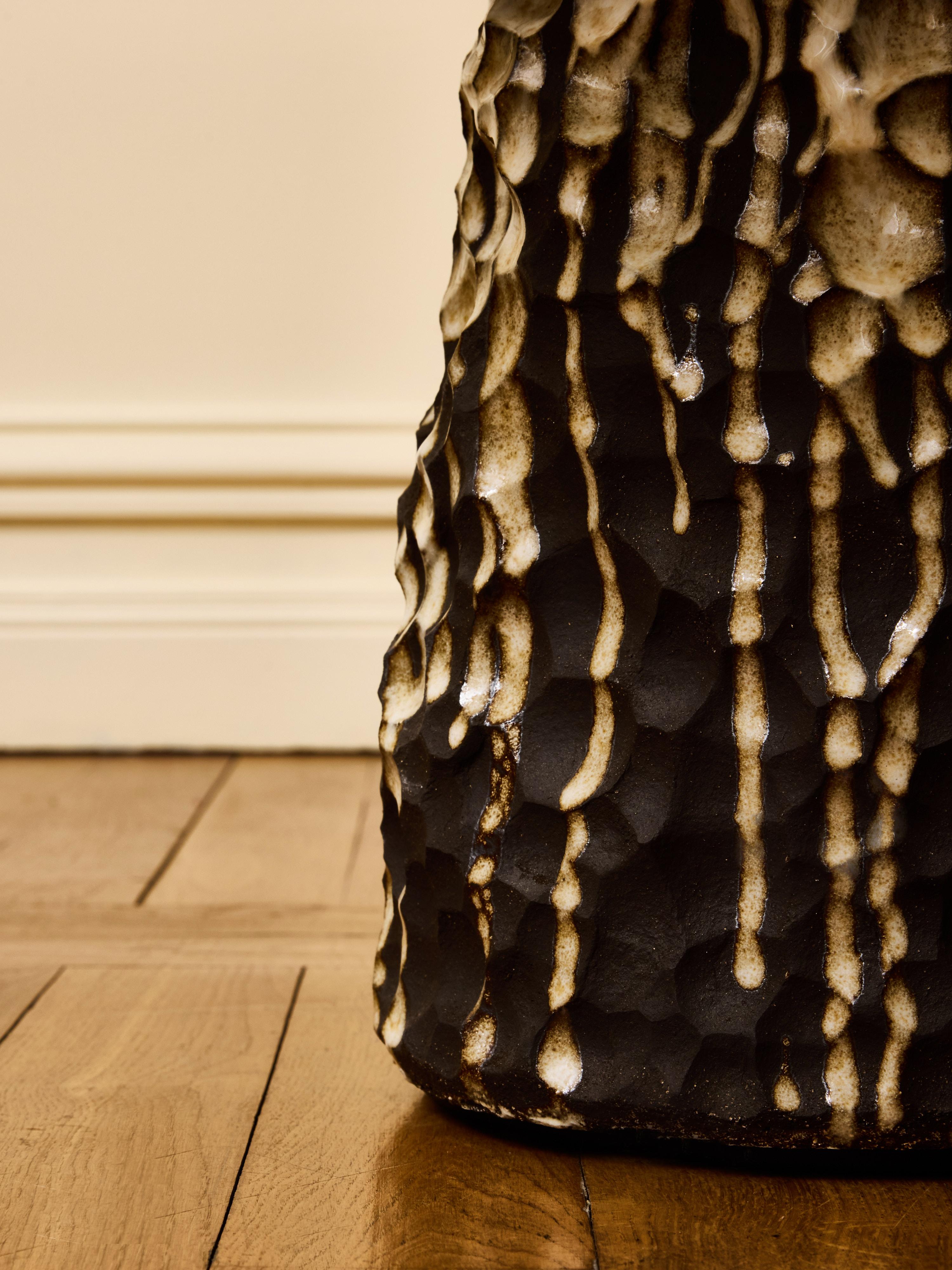 https://a.1stdibscdn.com/ceramic-and-glass-table-by-s-leo-for-galerie-glustin-for-sale-picture-5/f_9680/f_487237021770643082533/9311K0041_310_master.jpg
