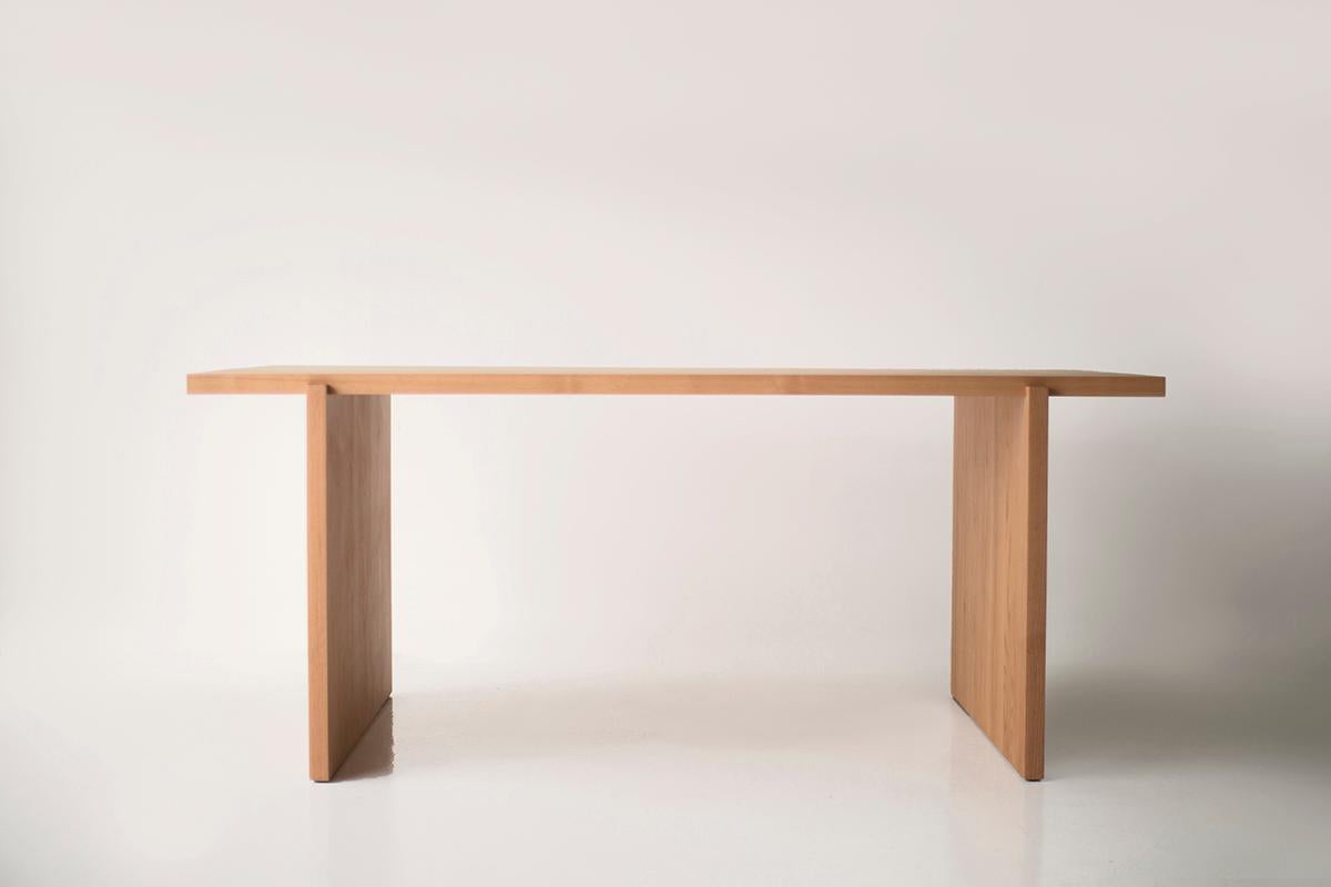 https://a.1stdibscdn.com/bertu-table-rockefeller-modern-wood-dining-table-clear-alder-for-sale-picture-4/f_9720/f_440021321742308424605/95458677_Modern_Wood_Dining_Table_67486862_master.jpg