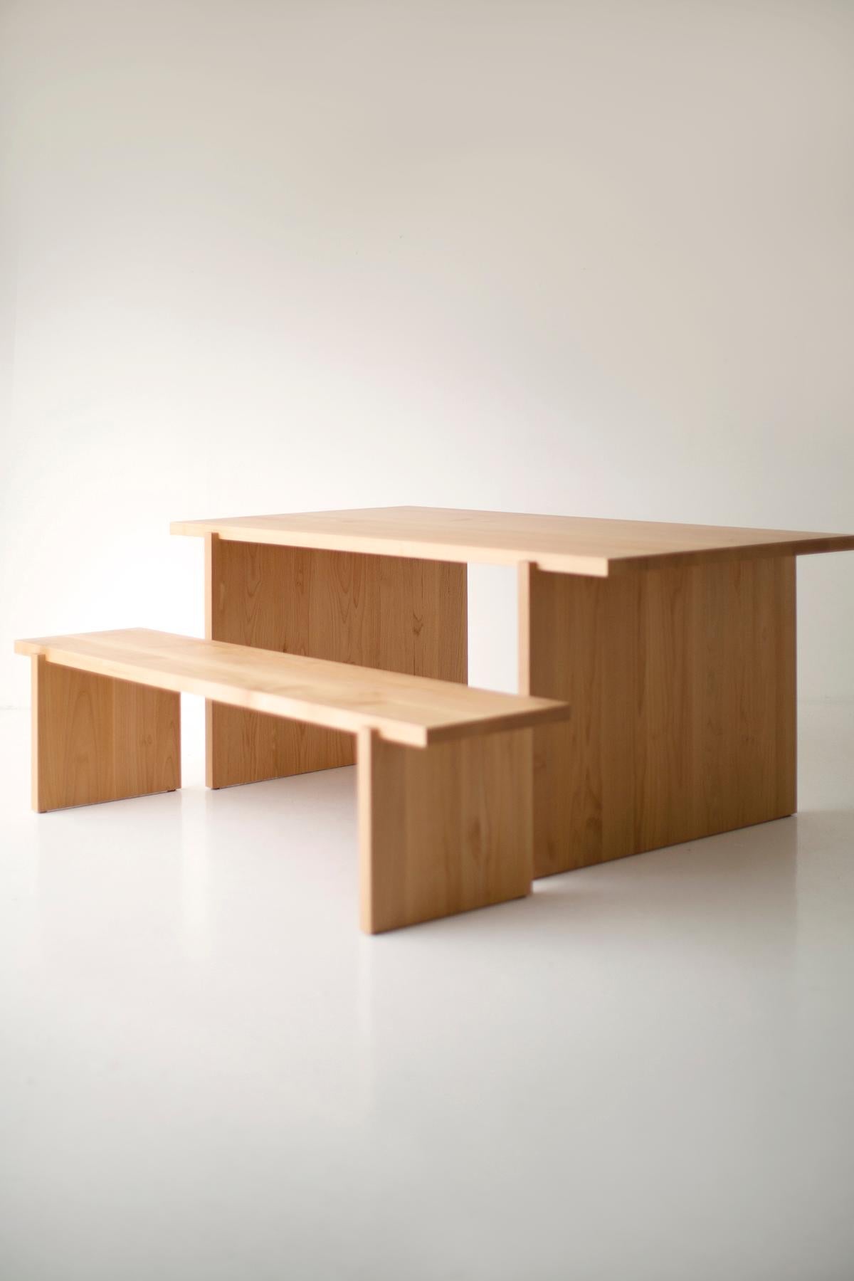 https://a.1stdibscdn.com/bertu-table-rockefeller-modern-wood-dining-table-clear-alder-for-sale-picture-5/f_9720/f_440021321742308440760/95458677_Modern_Wood_Dining_Table_67486867_master.jpg