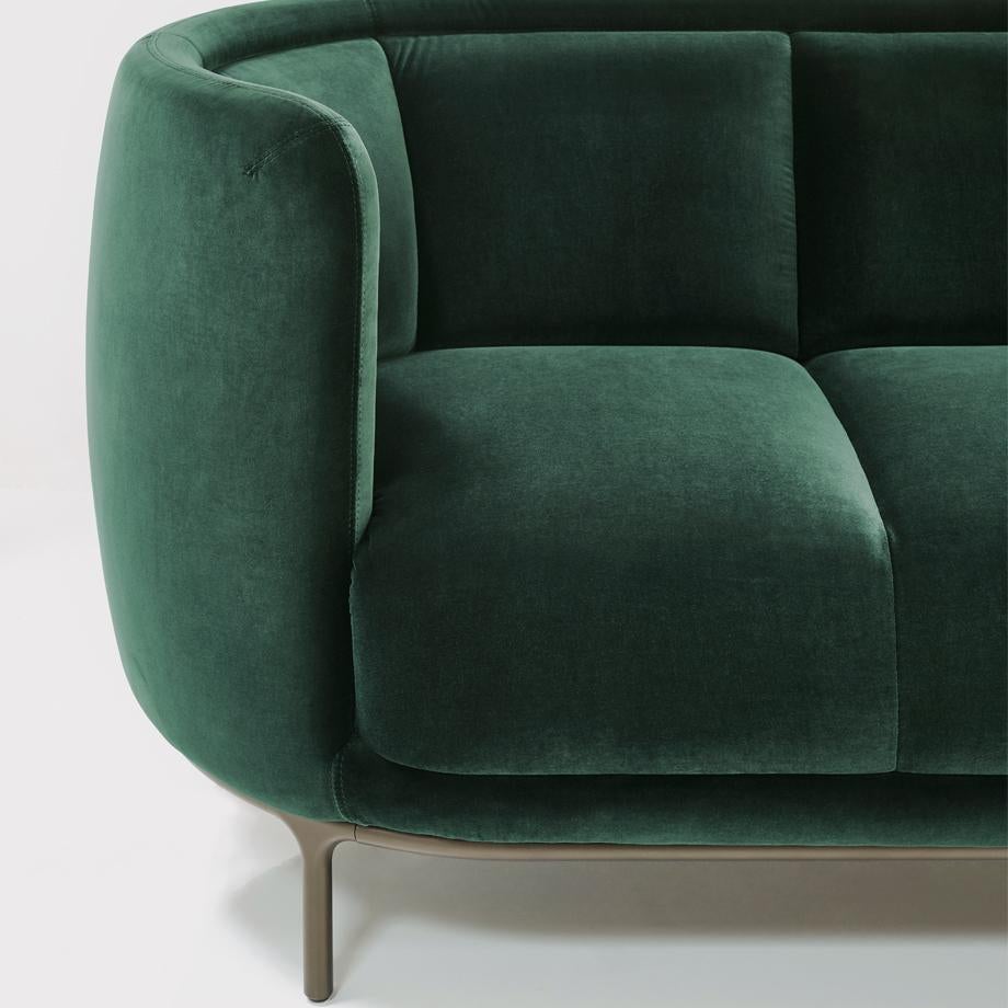 https://a.1stdibscdn.com/wittmann-vuelta-velvet-sofa-designed-by-jaime-hayon-for-sale-picture-14/f_44652/f_223612621612209853497/960x960GREEN_Detail_master.jpg