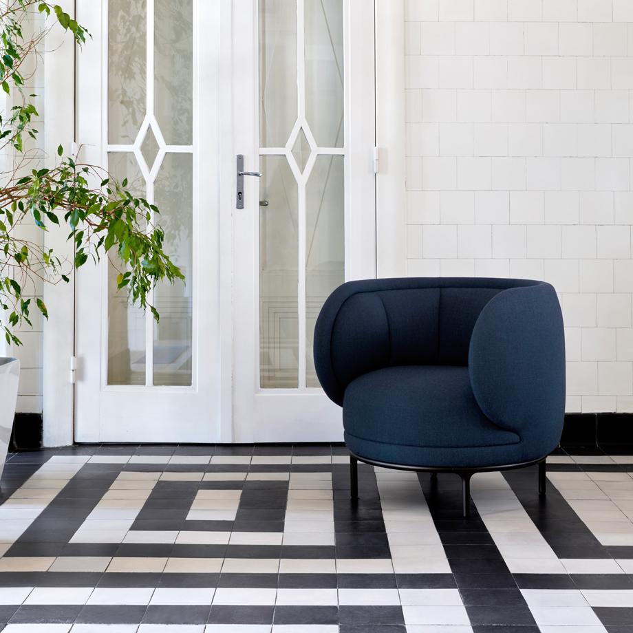 https://a.1stdibscdn.com/wittmann-vuelta-72-armchair-designed-by-jaime-hayon-for-sale-picture-5/f_44652/f_219006221608659176274/960x960_vuelta80_master.jpg